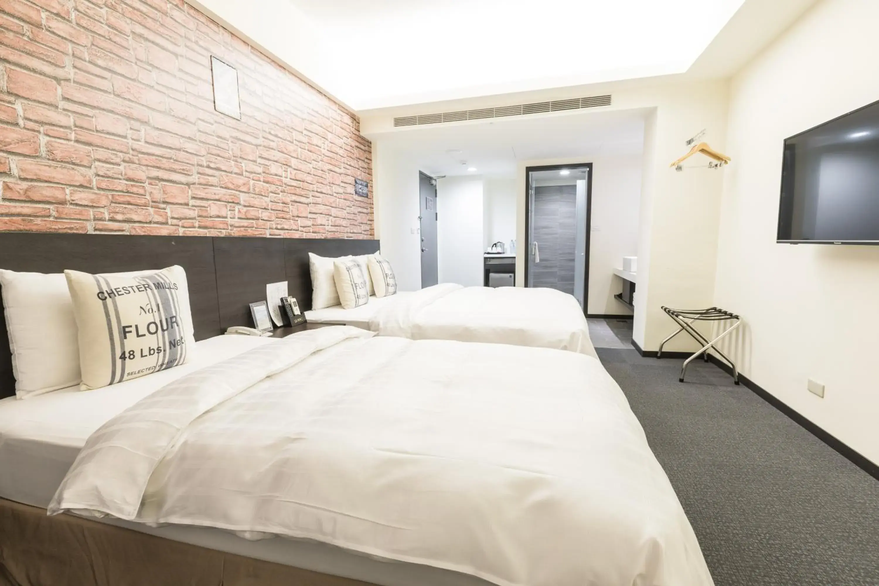 Coffee/tea facilities, Bed in Home Rest Hotel Coffee/tea facilities, Bed in Home Rest Hotel