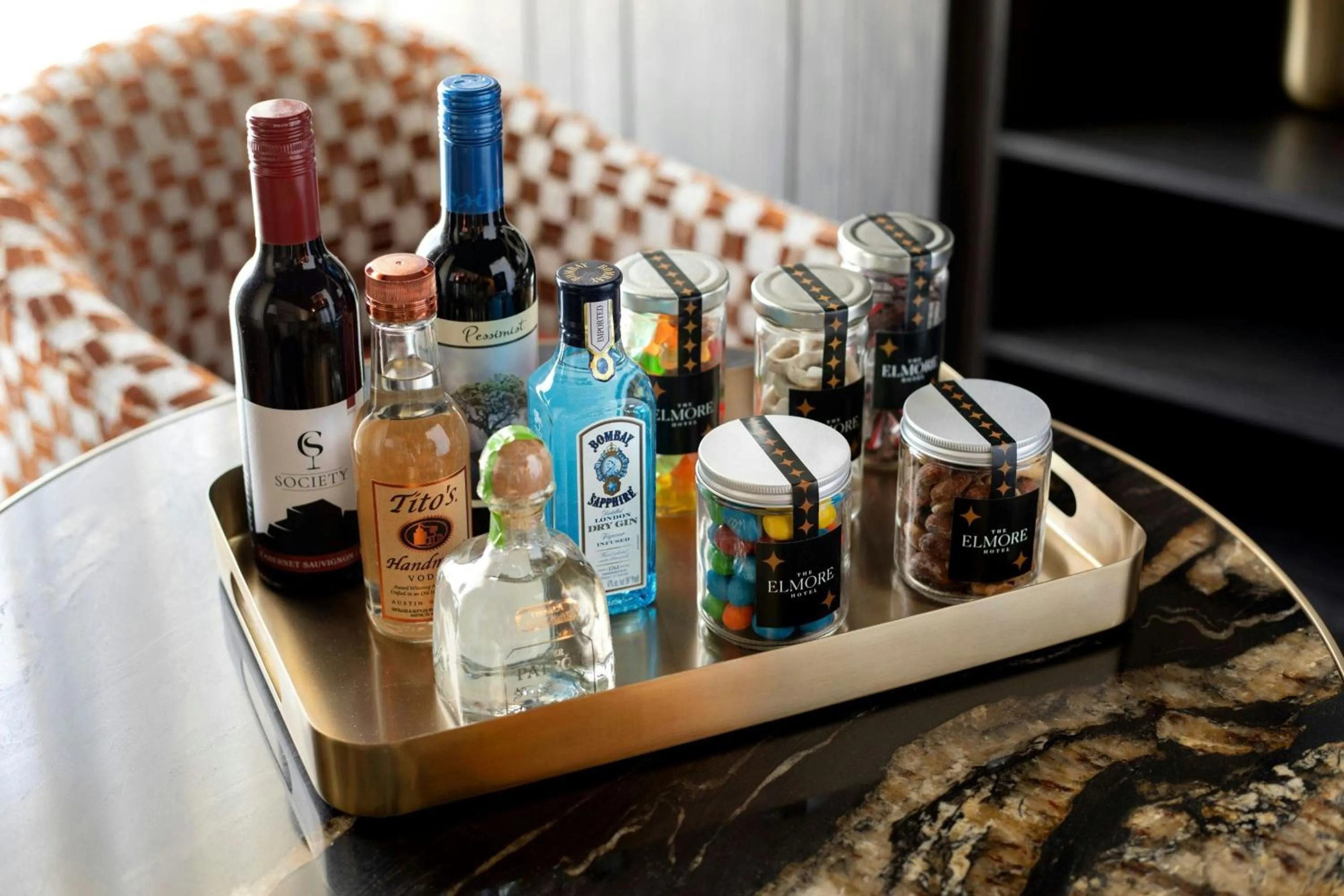 Lounge or bar in The Elmore Hotel, DFW Southlake, a Tribute Portfolio Hotel