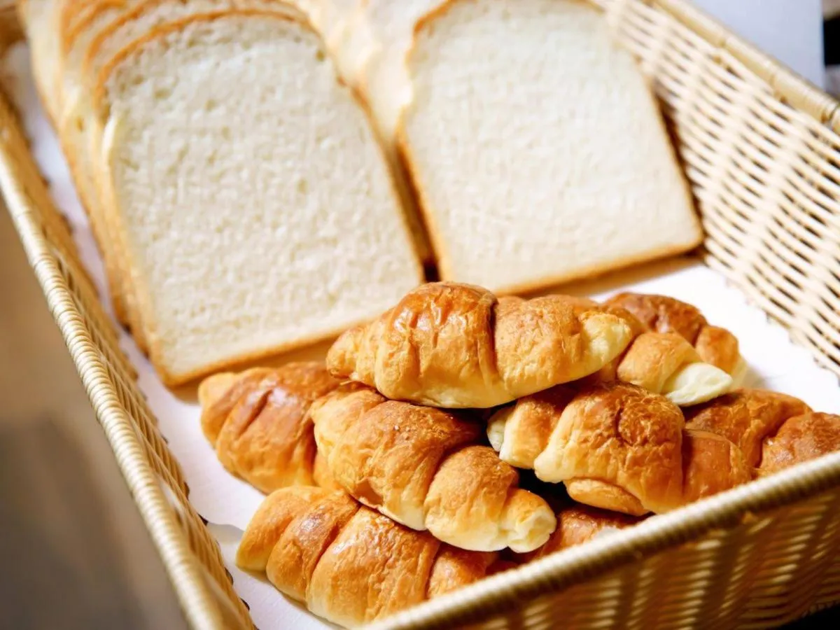 Restaurant/places to eat in Hotel Sakura Suite Osaka Juso