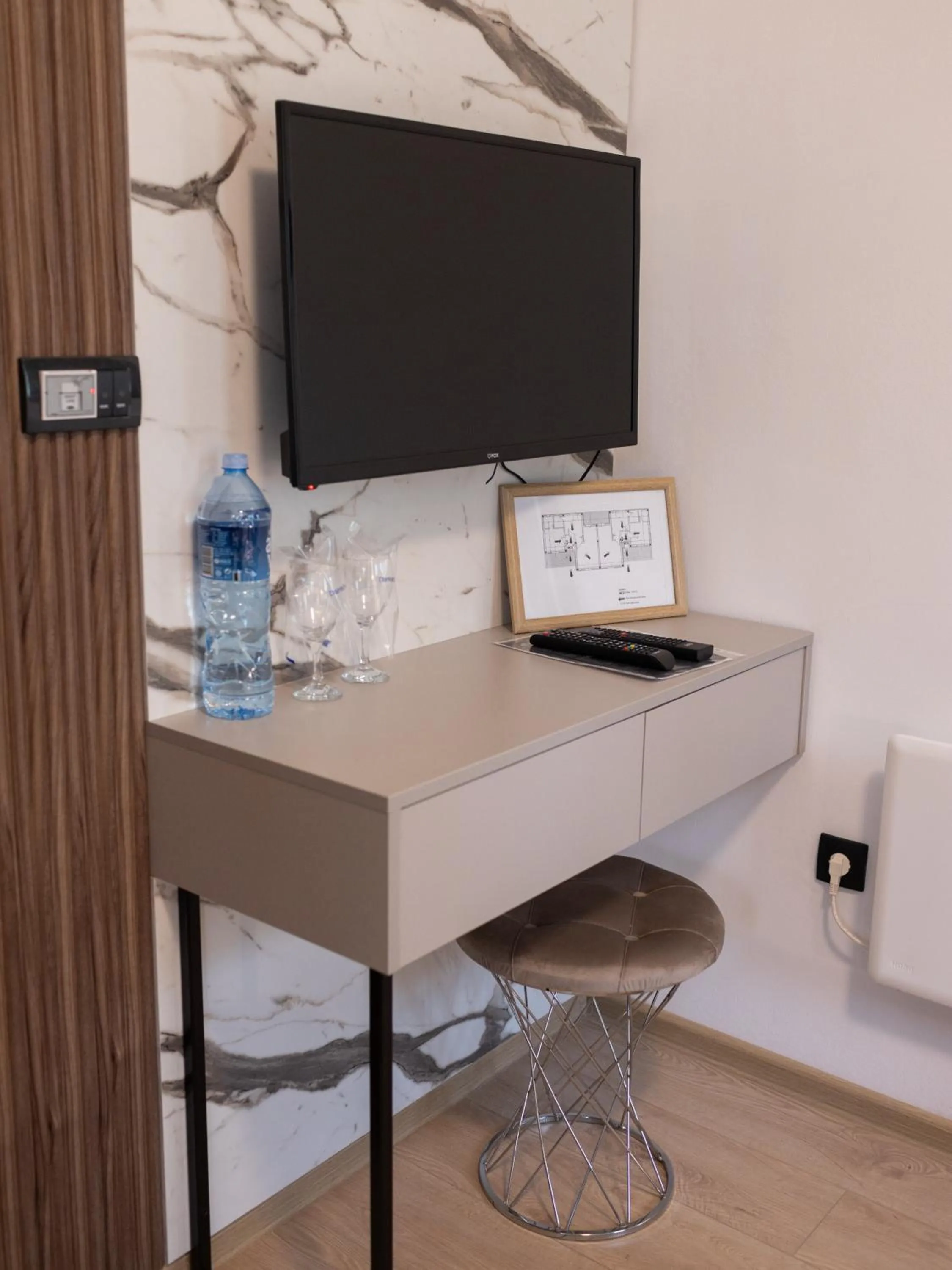 TV and multimedia in Hotel RAS Pazarište