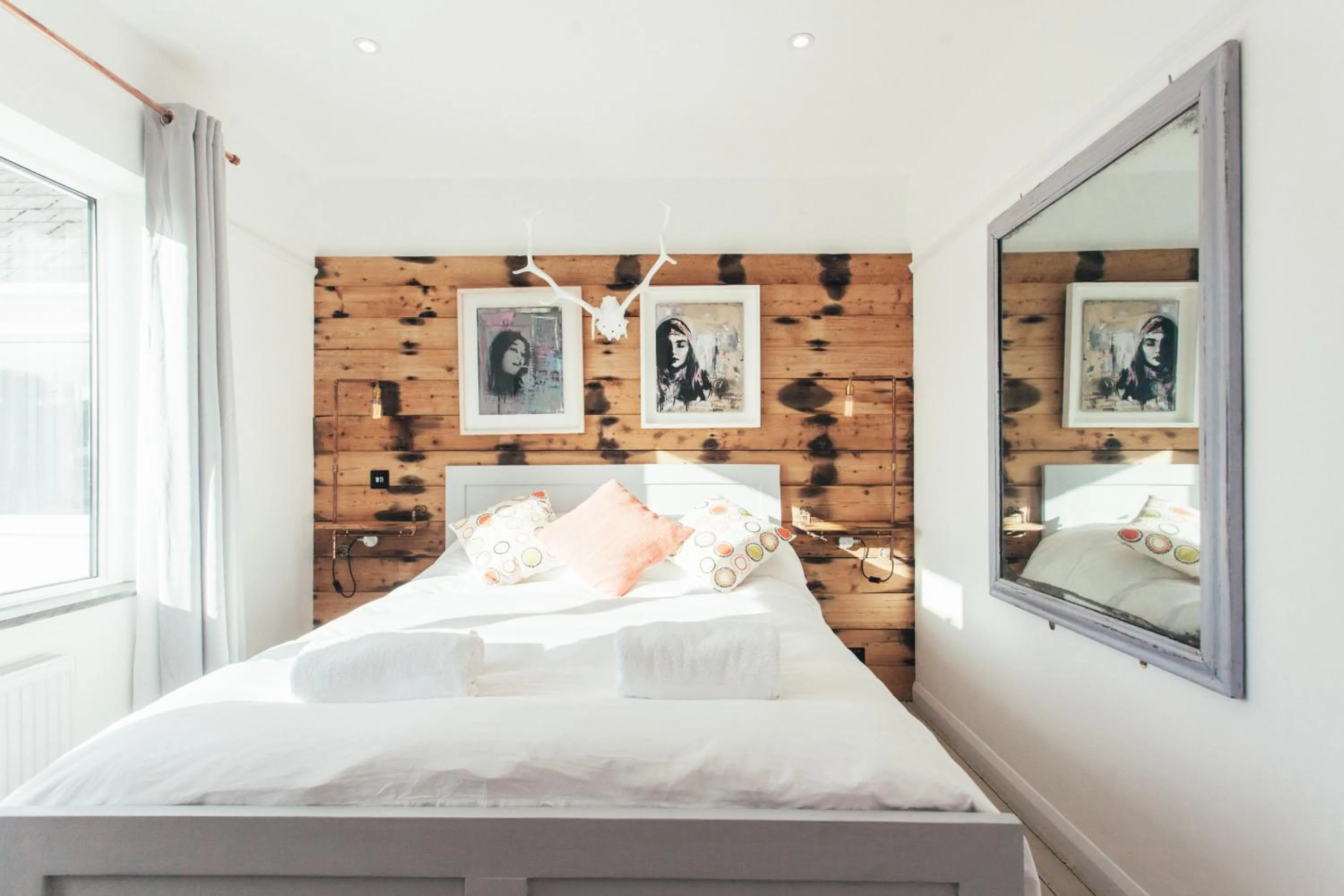 Deluxe Double Room in Storm in a tea cup