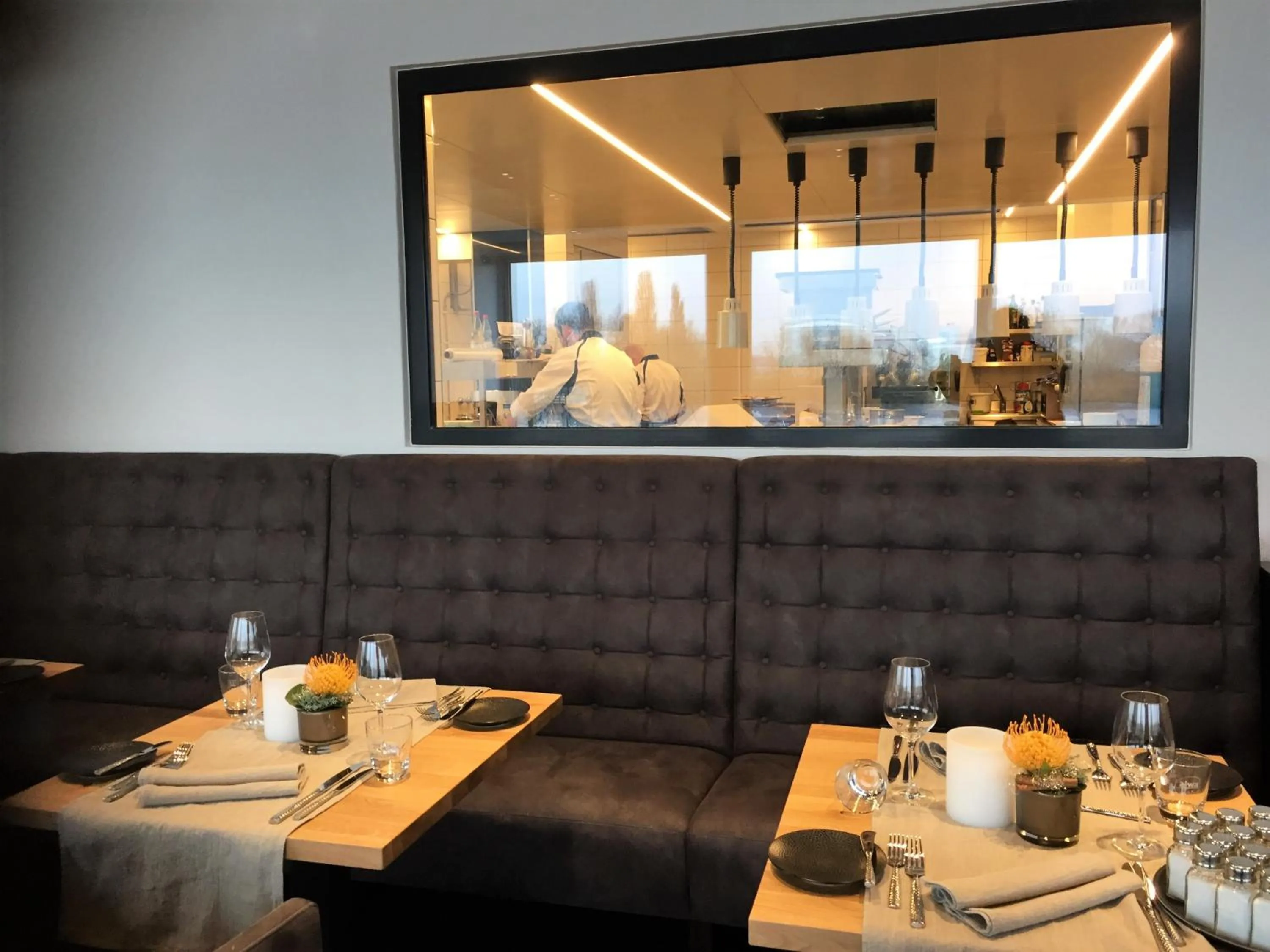 Restaurant/places to eat in Höll am Main