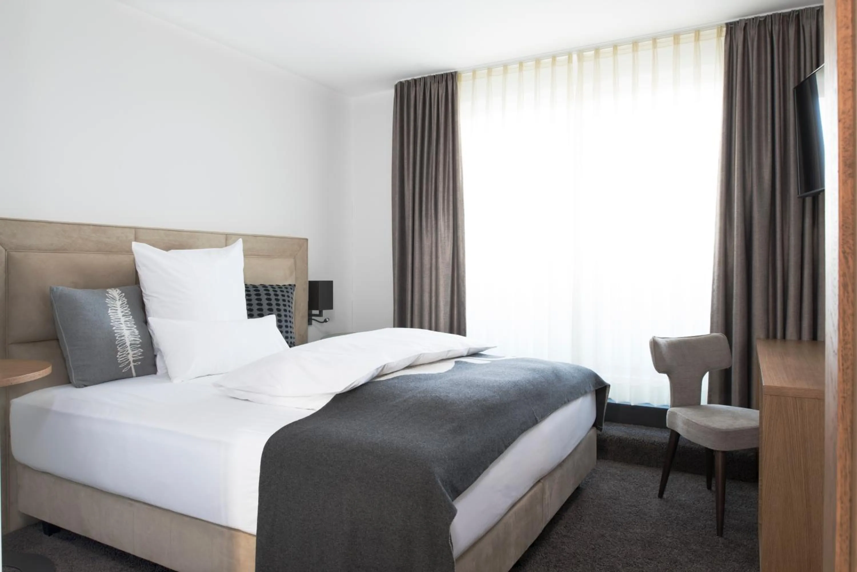 Bed in Höll am Main