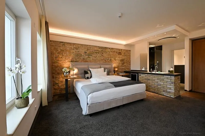 Bed in Höll am Main