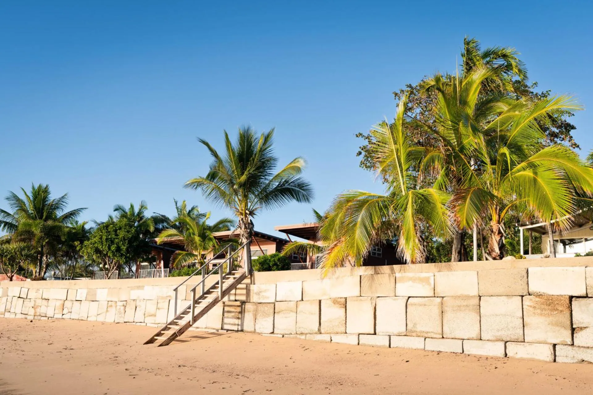 Beach in Tasman Holiday Parks - Rollingstone