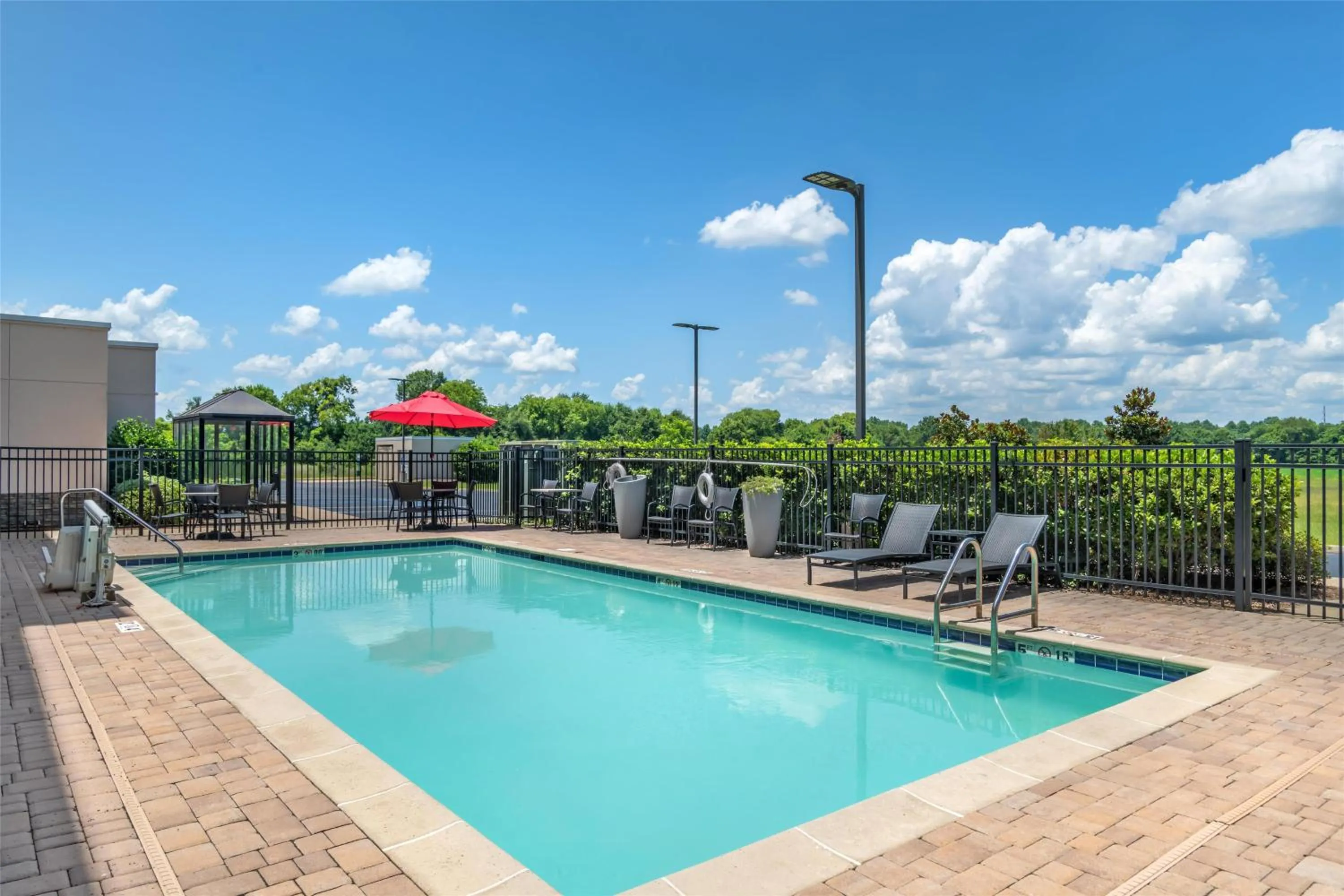 Pool view in Hampton Inn Eufaula Al
