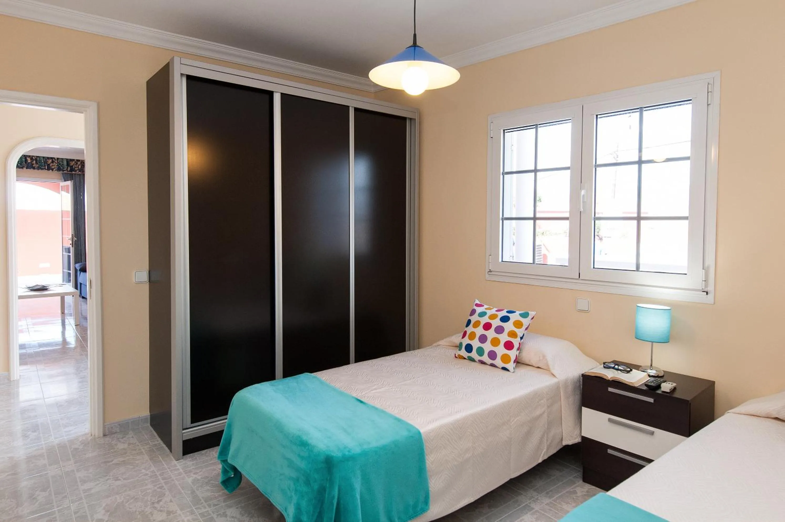 Bedroom, Bed in Sol y Mar El Salobre