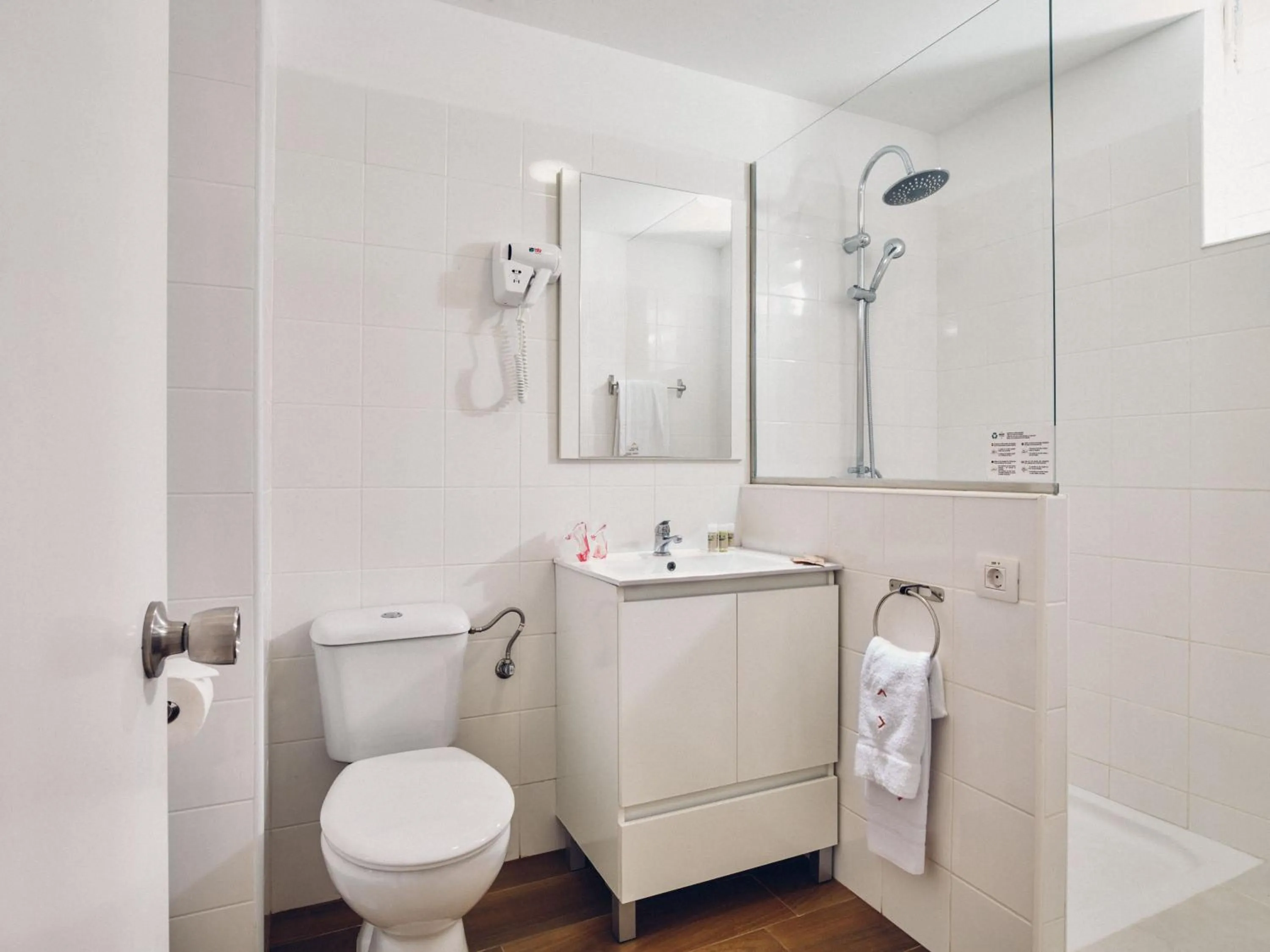 Bathroom in Route Active Hotel