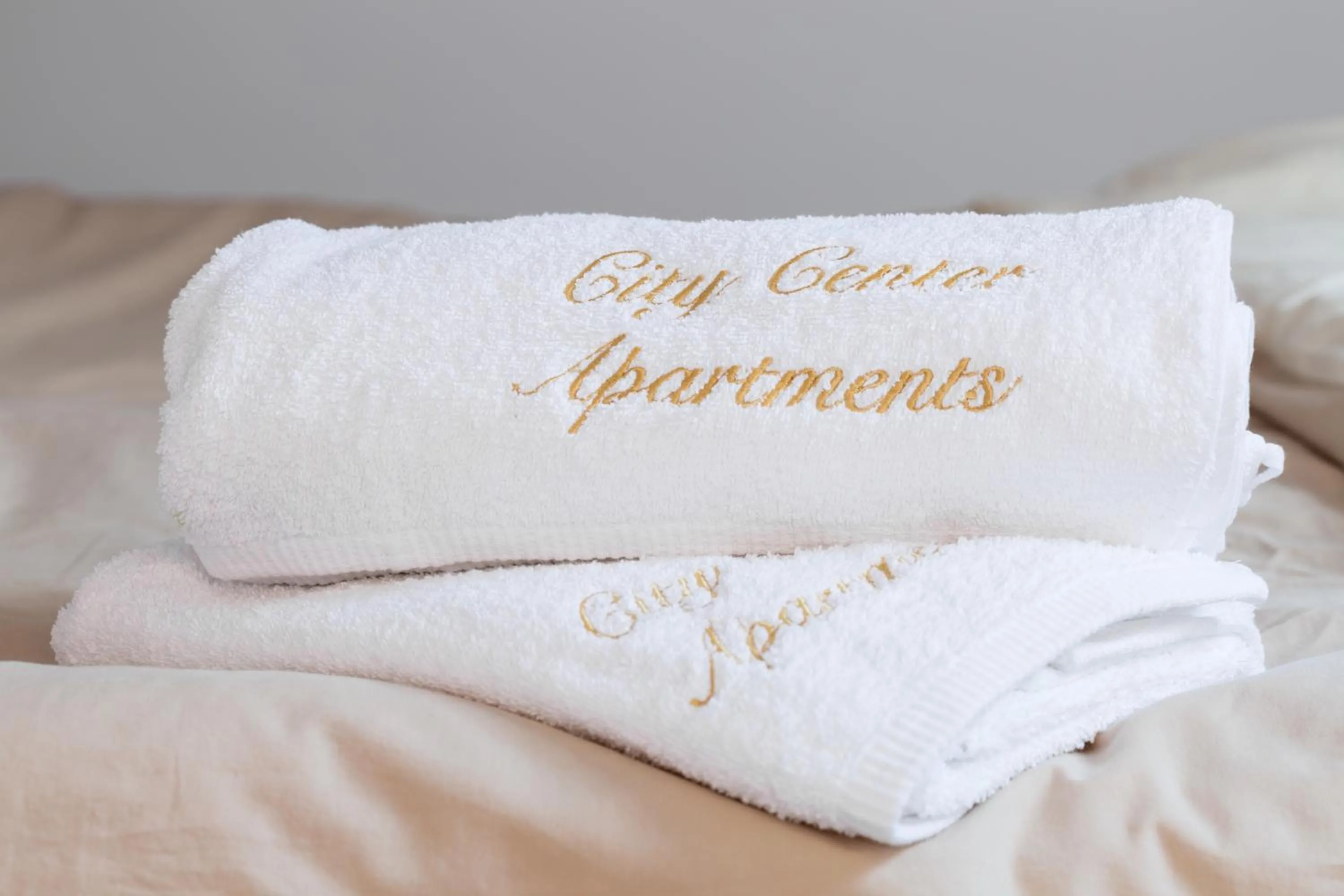 Property logo or sign, Bed in Apartament City Center Platinum - Luxury Standard