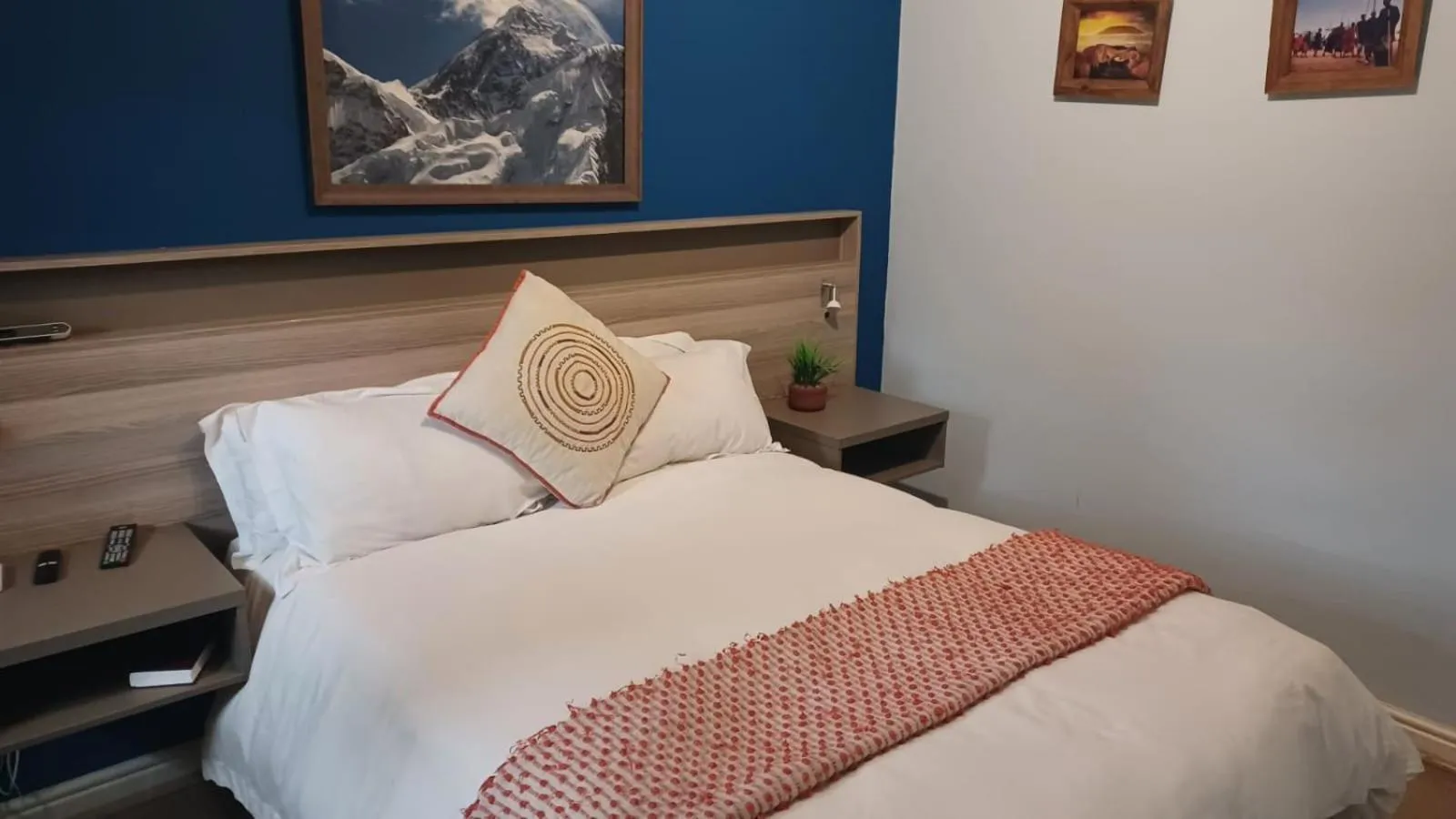 Bed in Outeniqua Inn