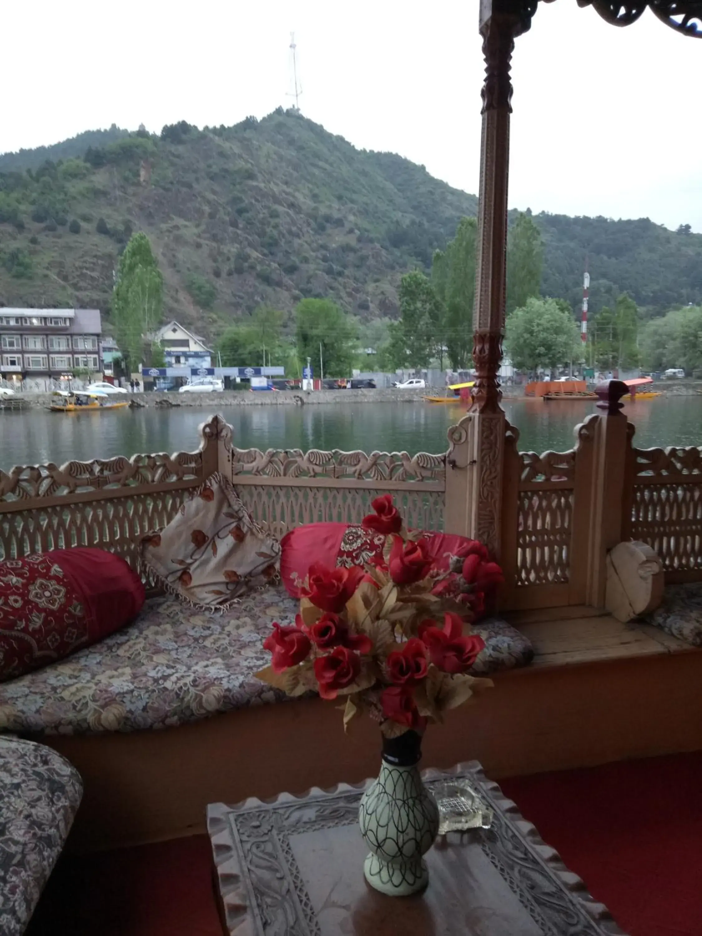 House Boat New Pala Palace House Boat New Pala Palace