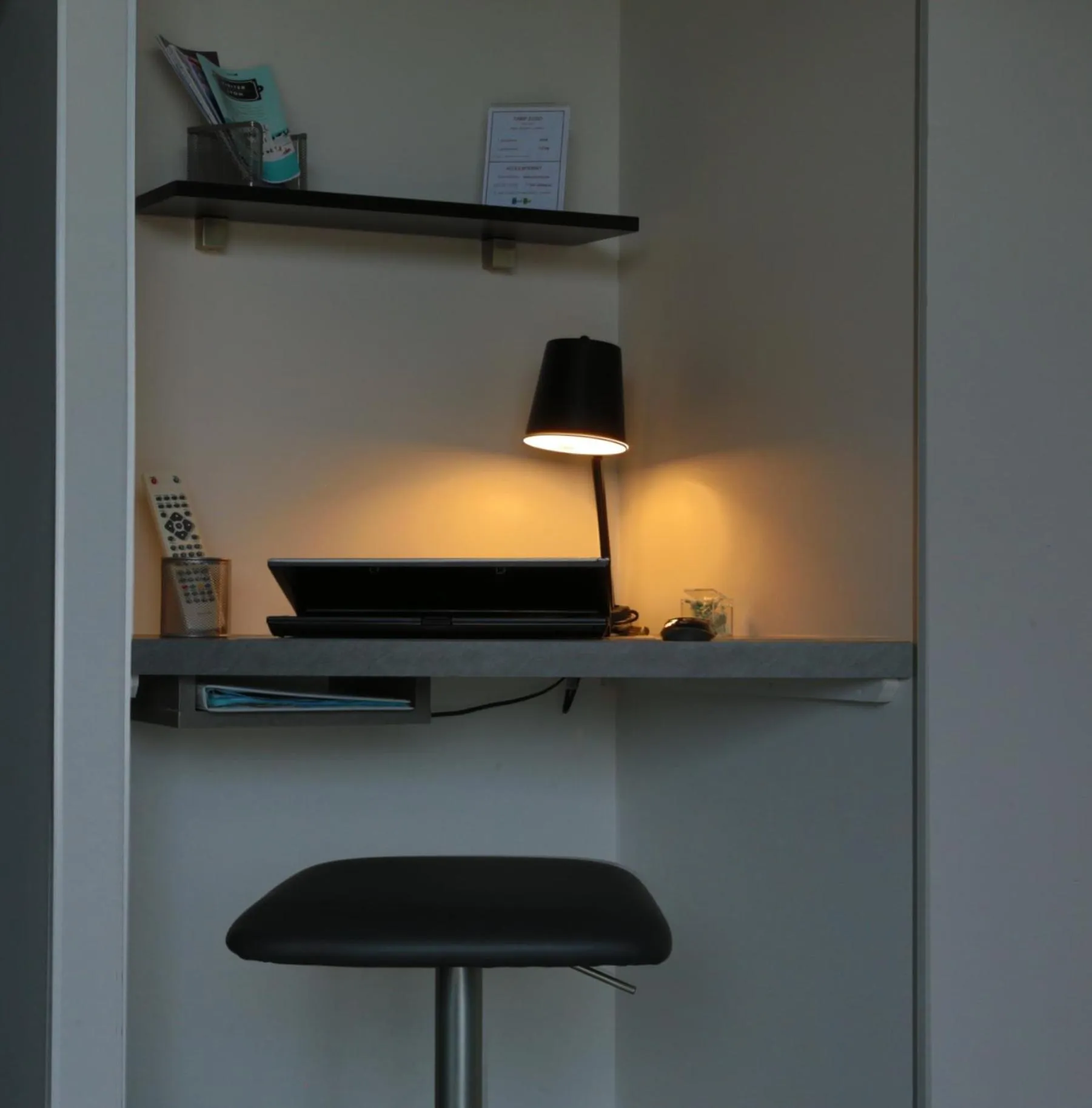 Seating area in Maison Cube