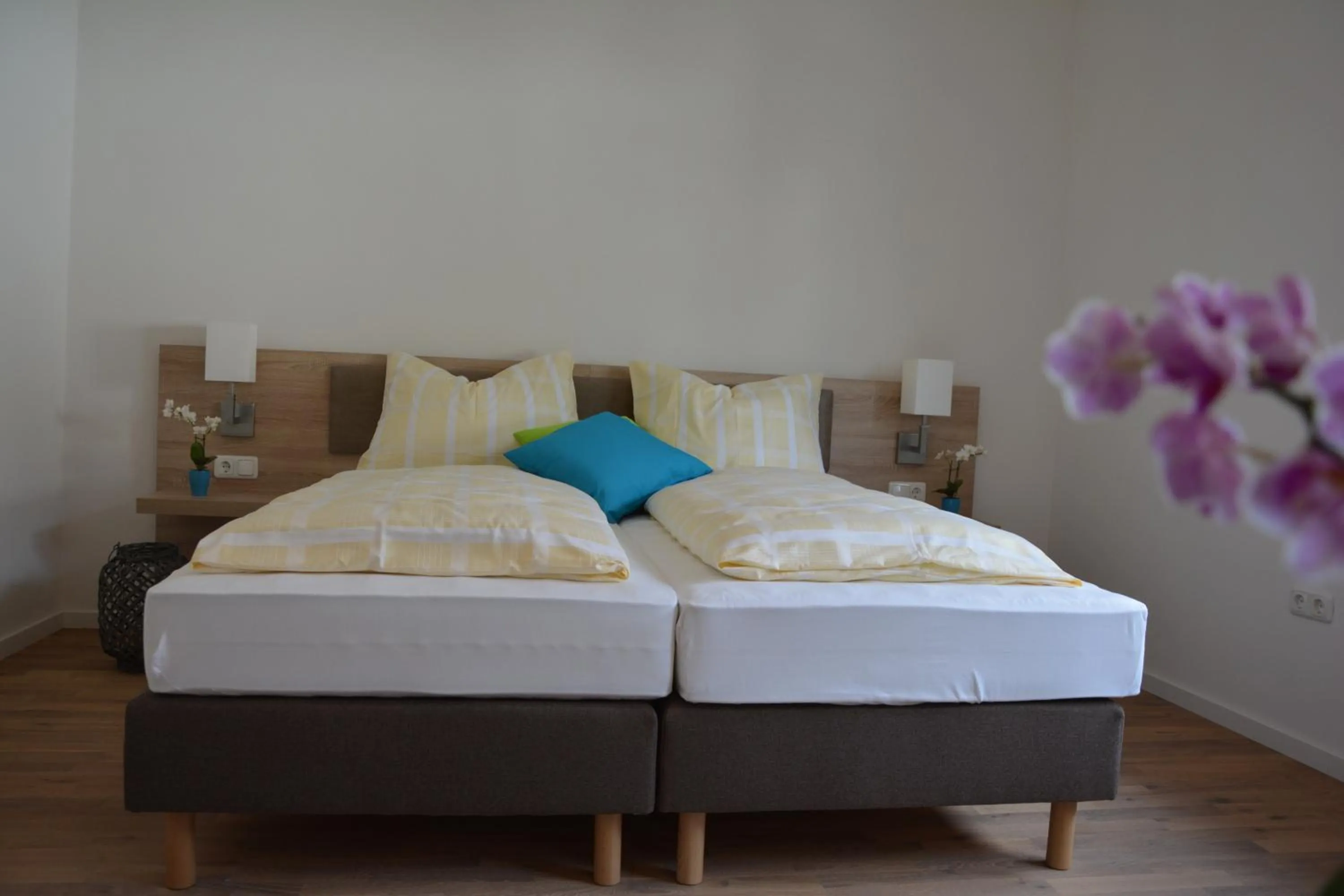 Bed in Zur Lahnbrücke