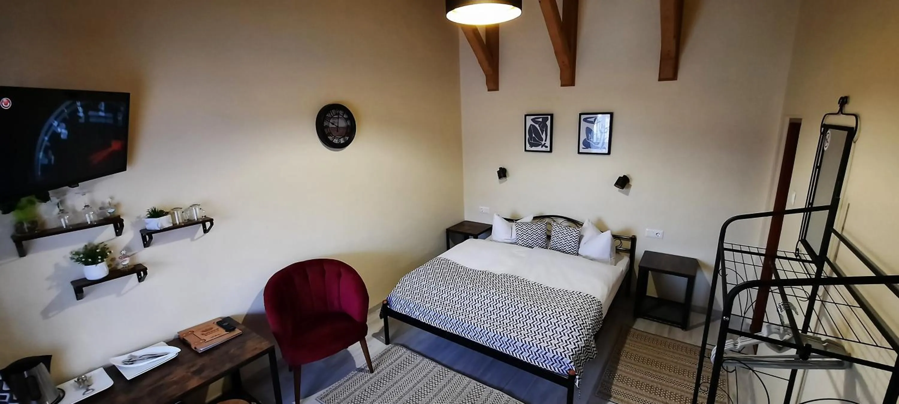 Superior Queen Room in Korona Panzió
