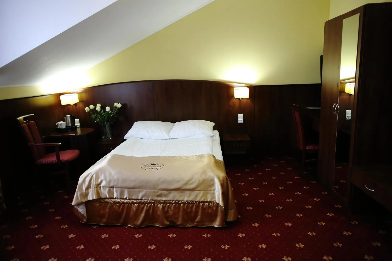 Double Room with Private Bathroom in Hotel Kalchem
