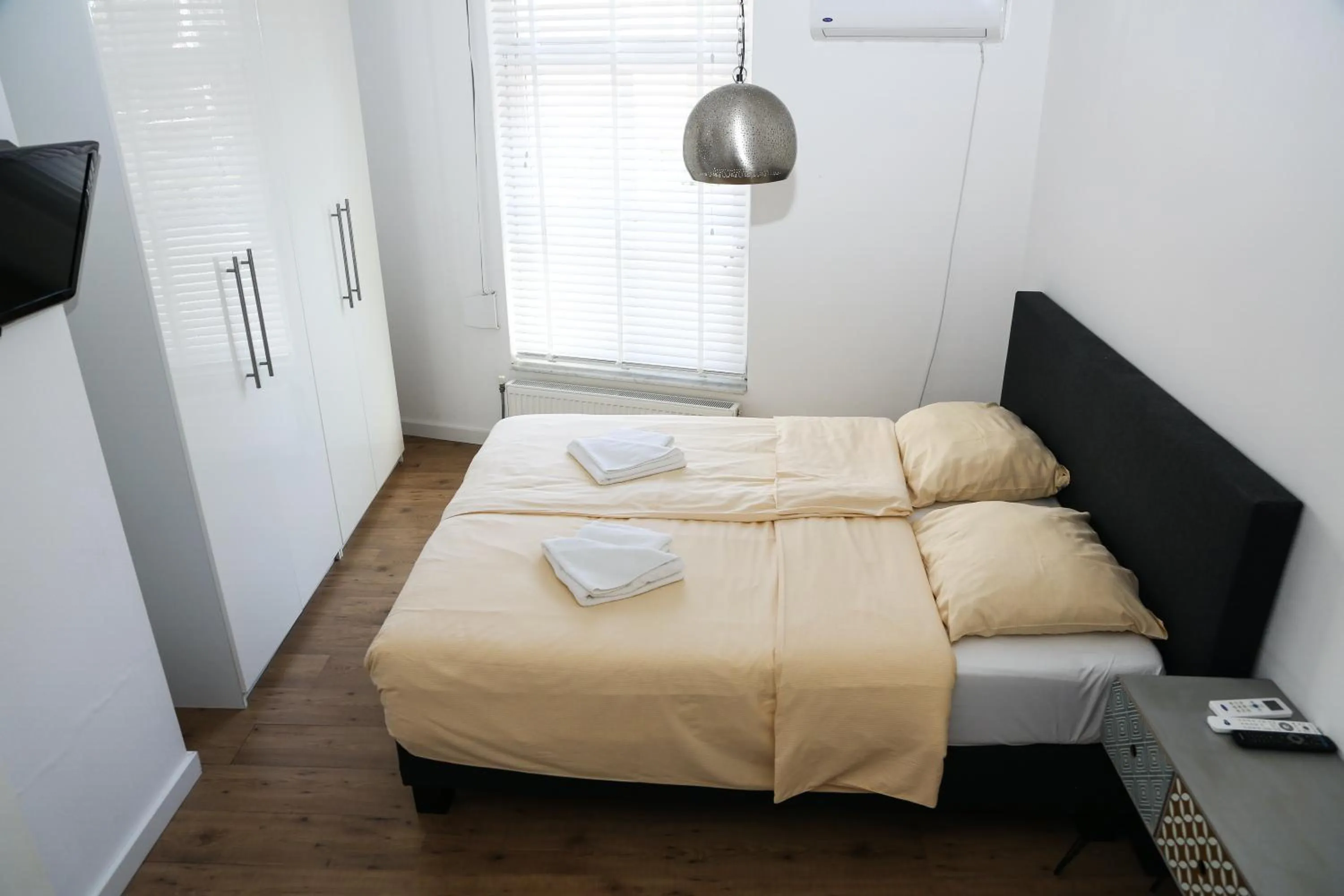 Bed in Hotel Tongerlo