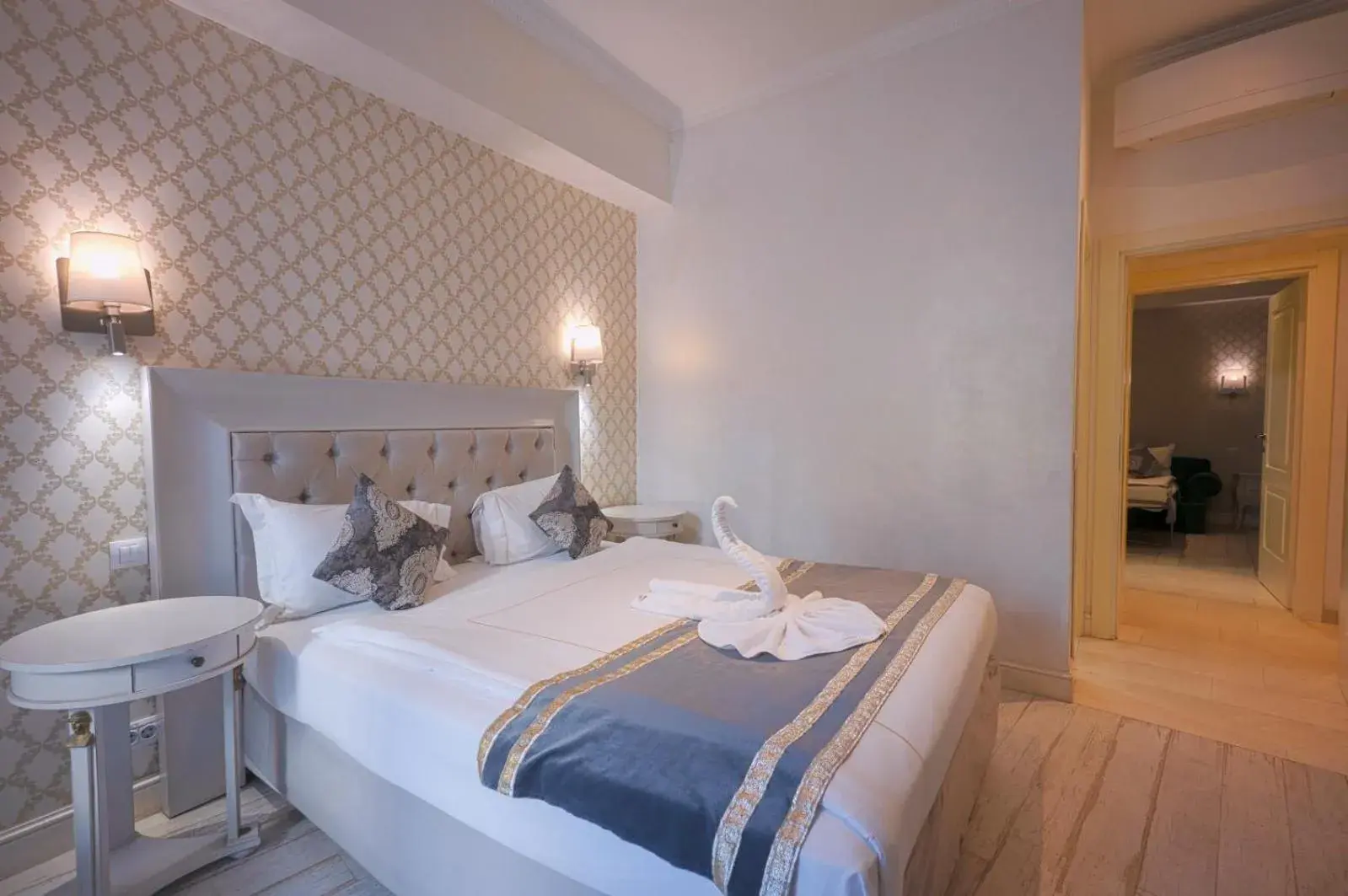 Property building, Bed in Old Town Boutique Hotel Property building, Bed in Old Town Boutique Hotel