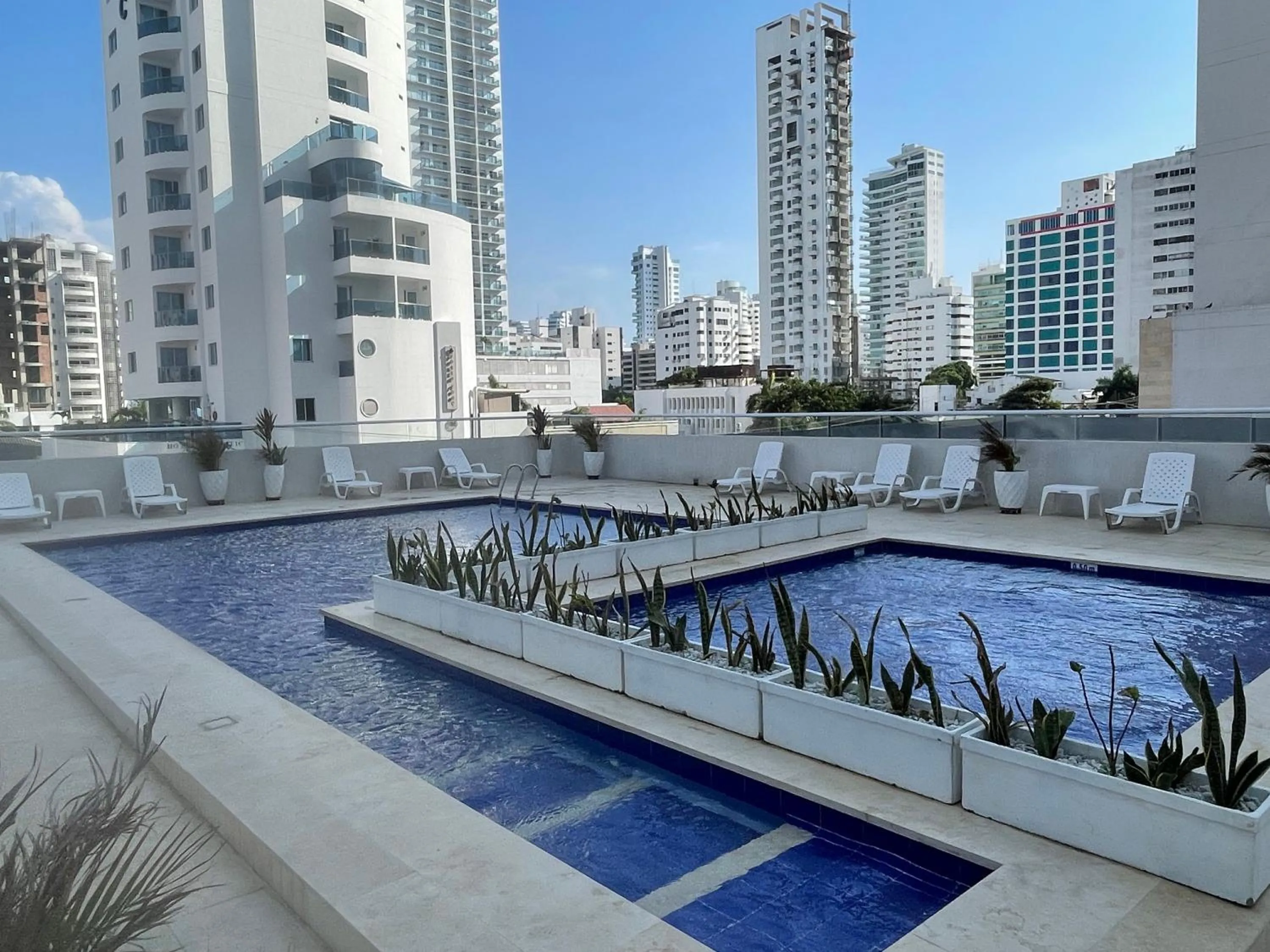 Swimming pool in Apartment Lux Bocagrande
