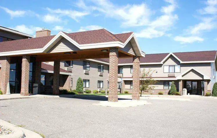 Madelia Hotel & Suites Madelia Hotel & Suites