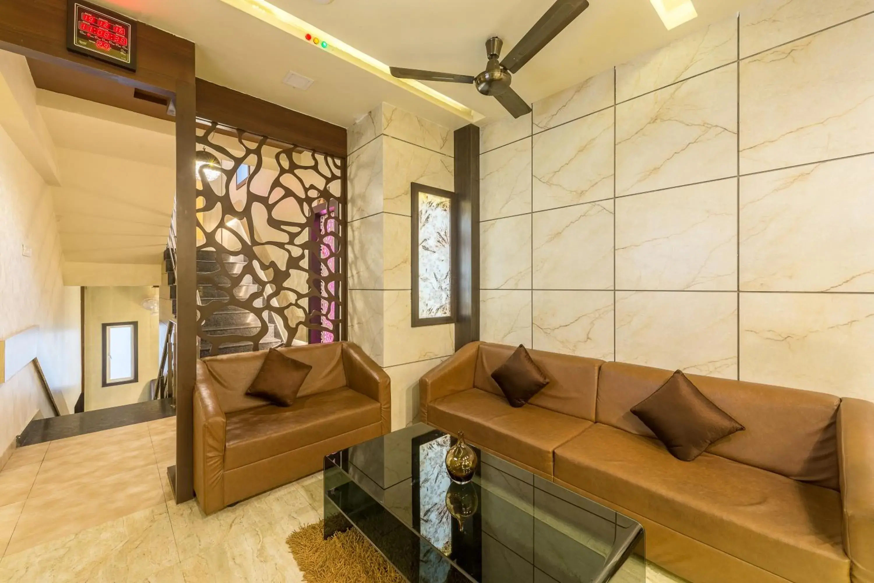 Lobby or reception in Treebo Nestlay Airport Alandur Lobby or reception in Treebo Nestlay Airport Alandur