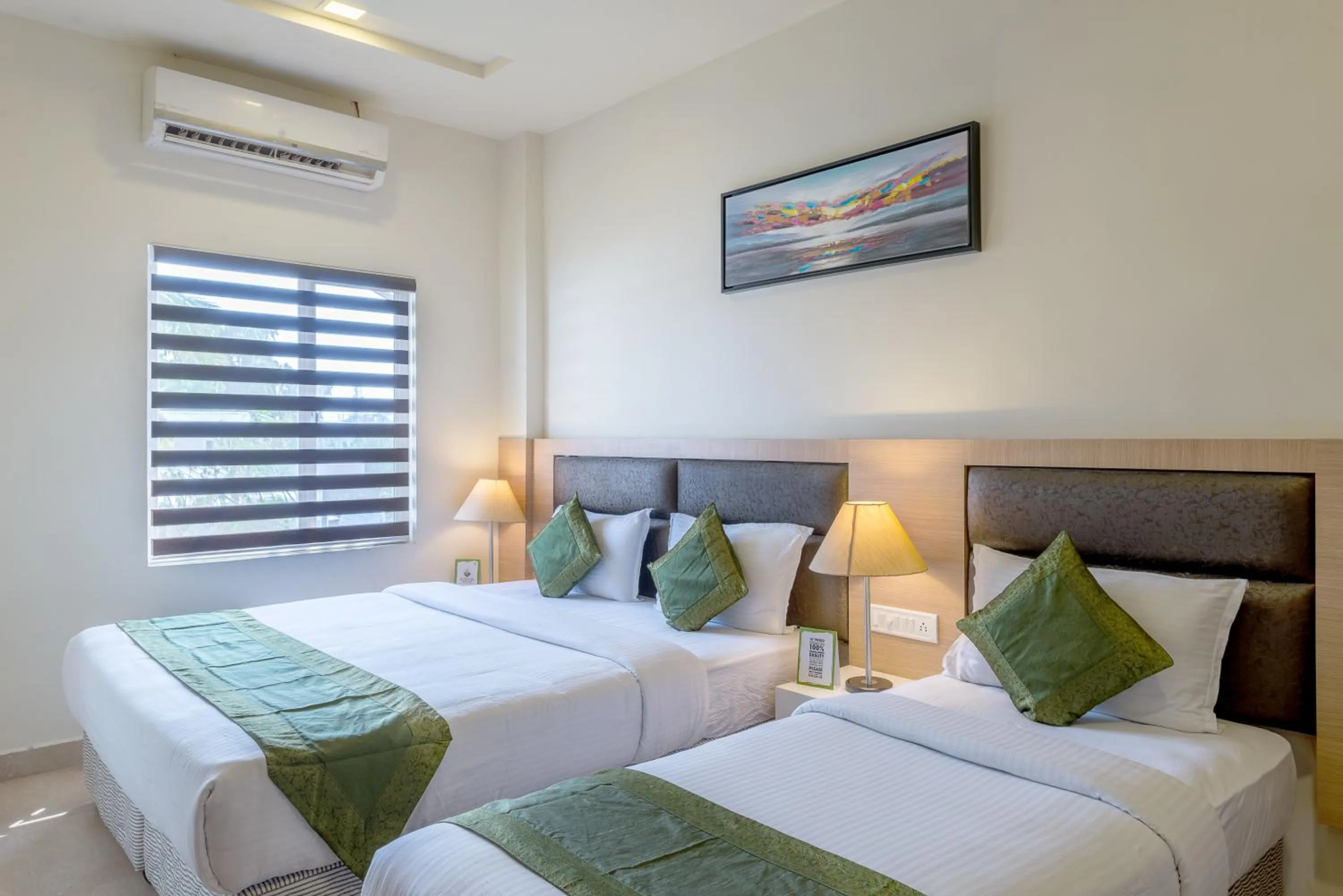 Bedroom, Bed in Treebo Nestlay Airport Alandur