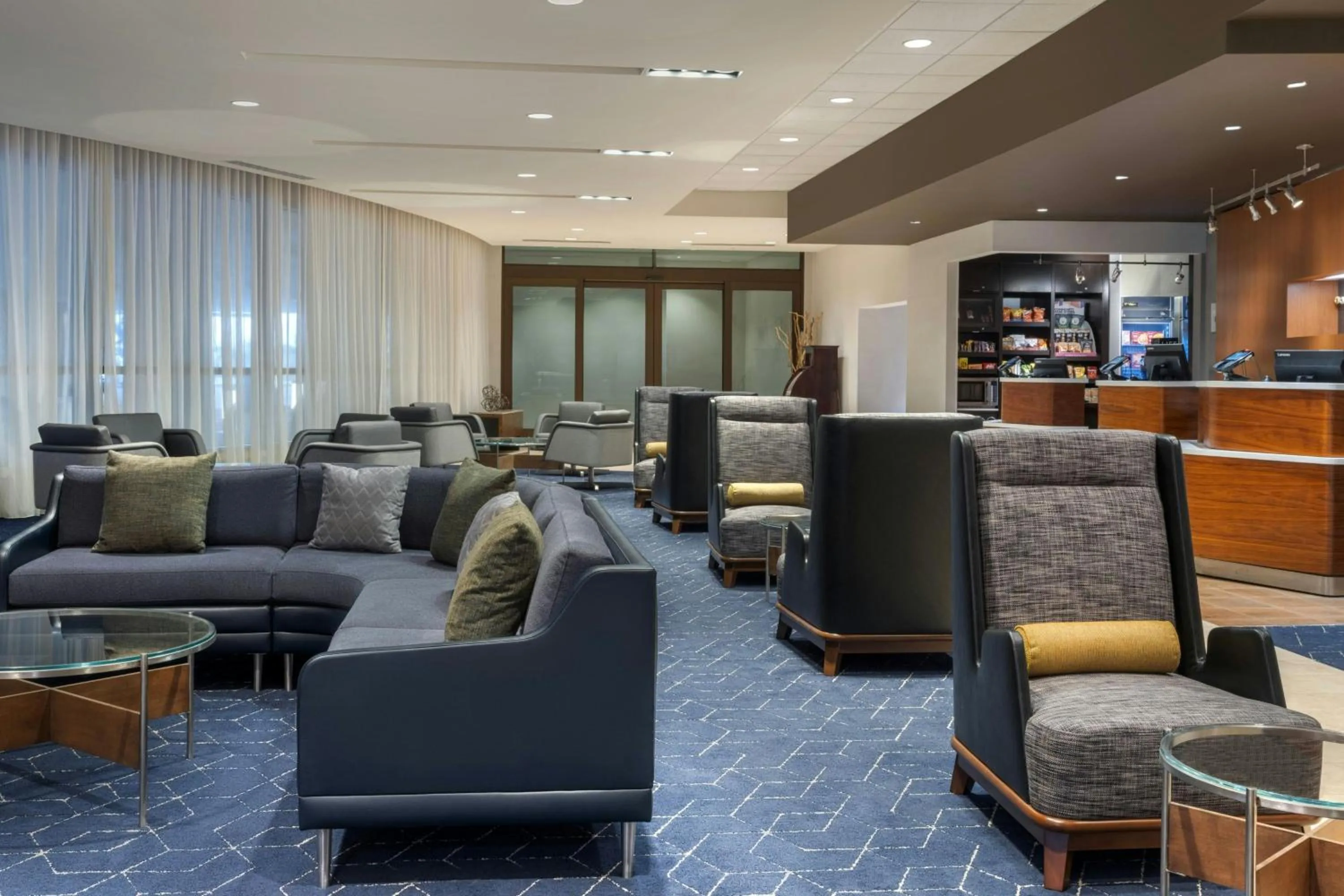 Lobby or reception in Courtyard by Marriott Redwood City