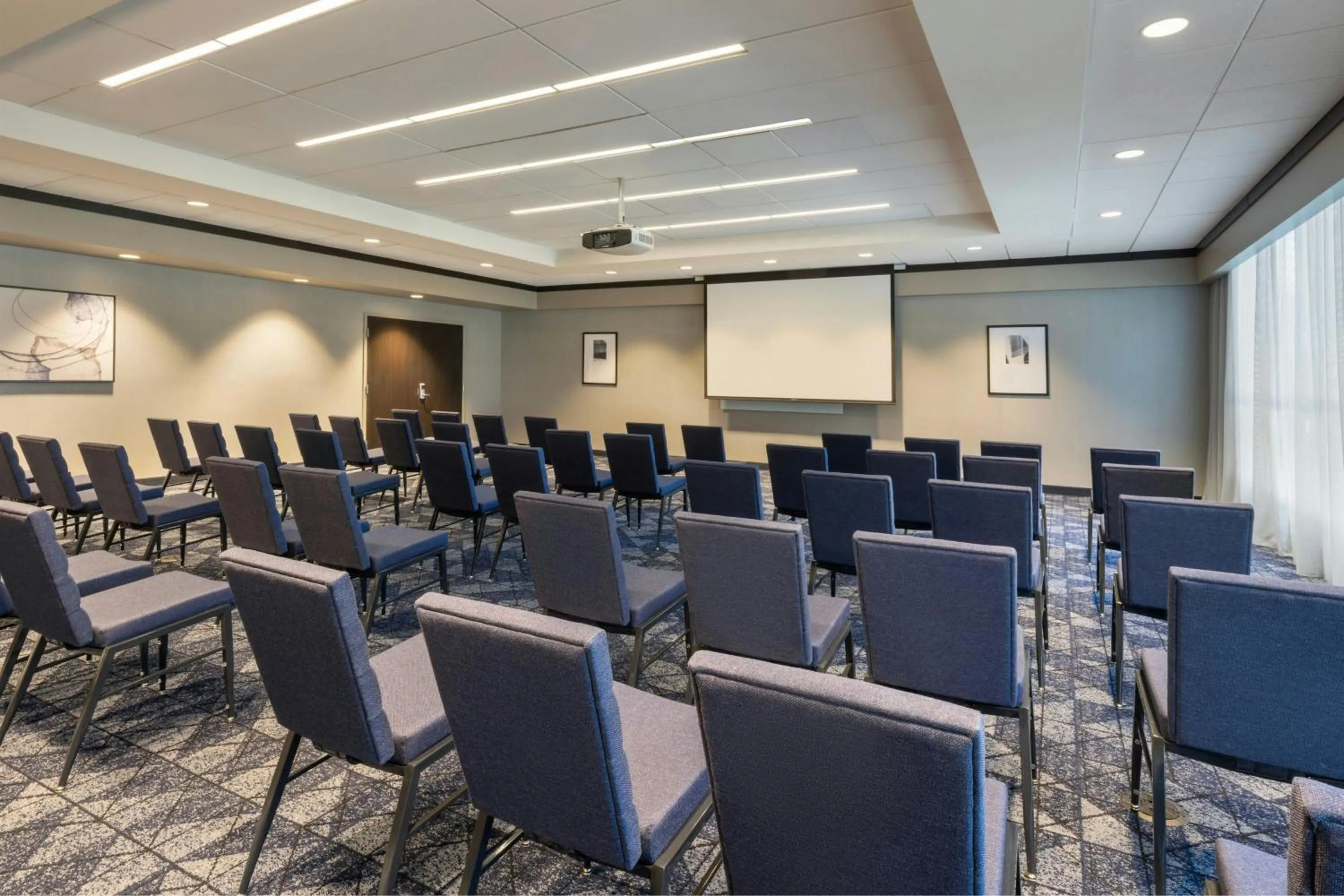 Meeting/conference room in Courtyard by Marriott Redwood City