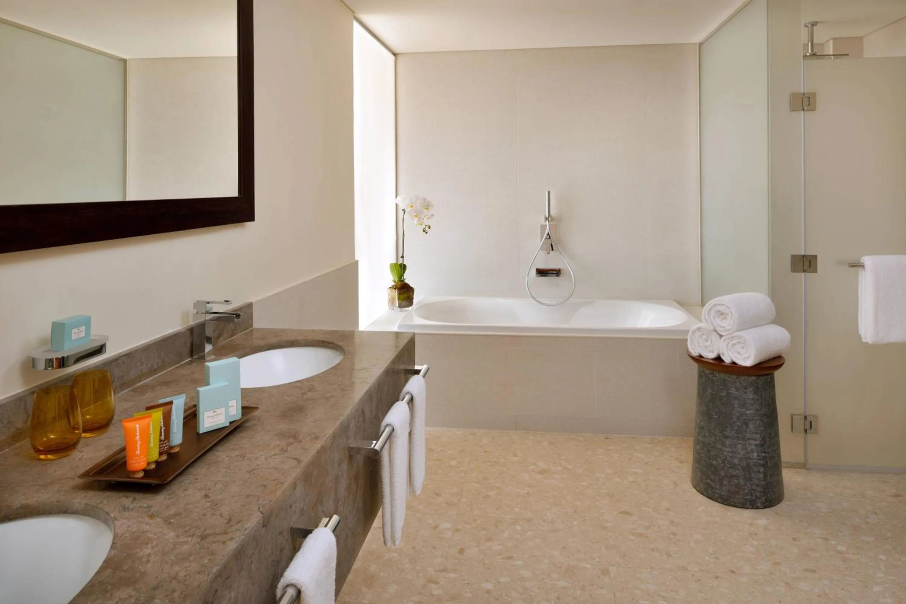 Bathroom in Lapita, Dubai Parks and Resorts, Autograph Collection