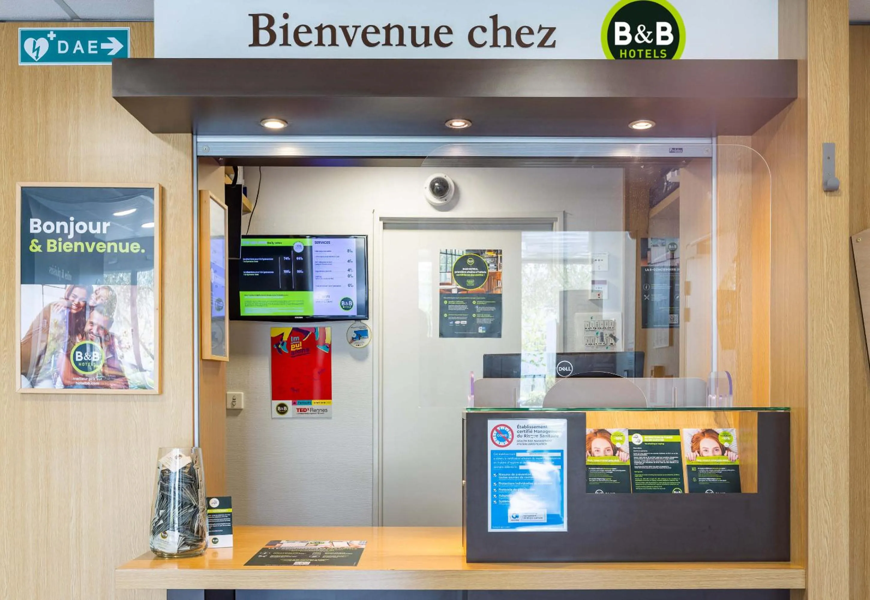 Lobby or reception in B&B HOTEL Rennes Ouest Villejean