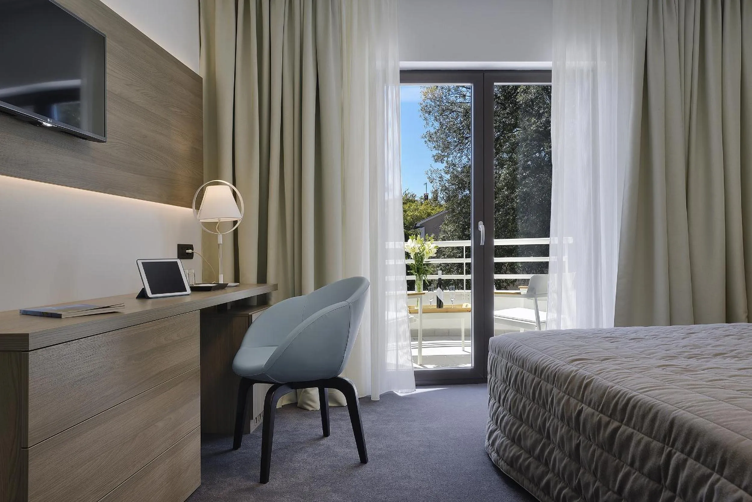 Photo of the whole room, Bed in Residence Rovinj