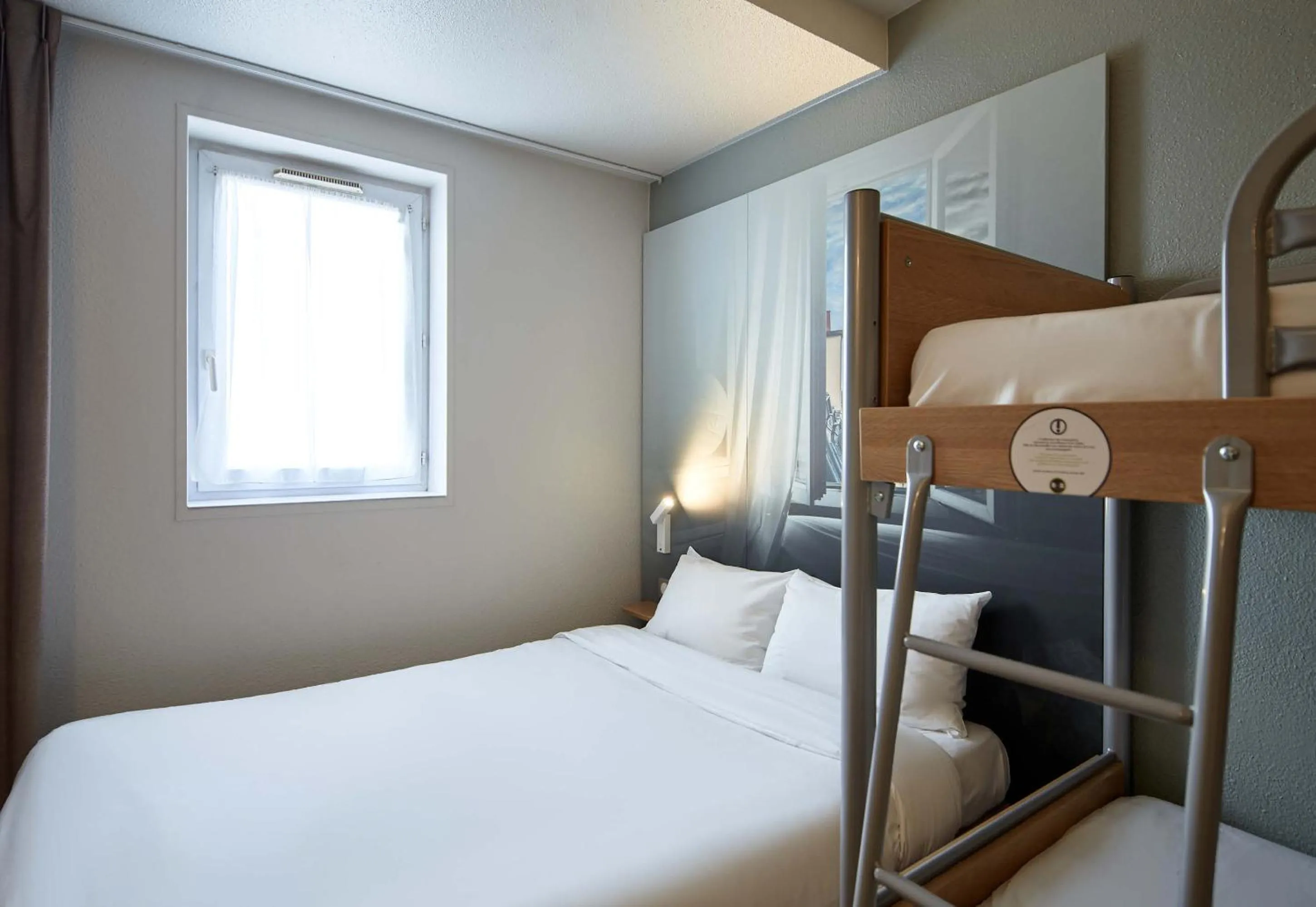 Bedroom, Bed in B&B HOTEL Maurepas