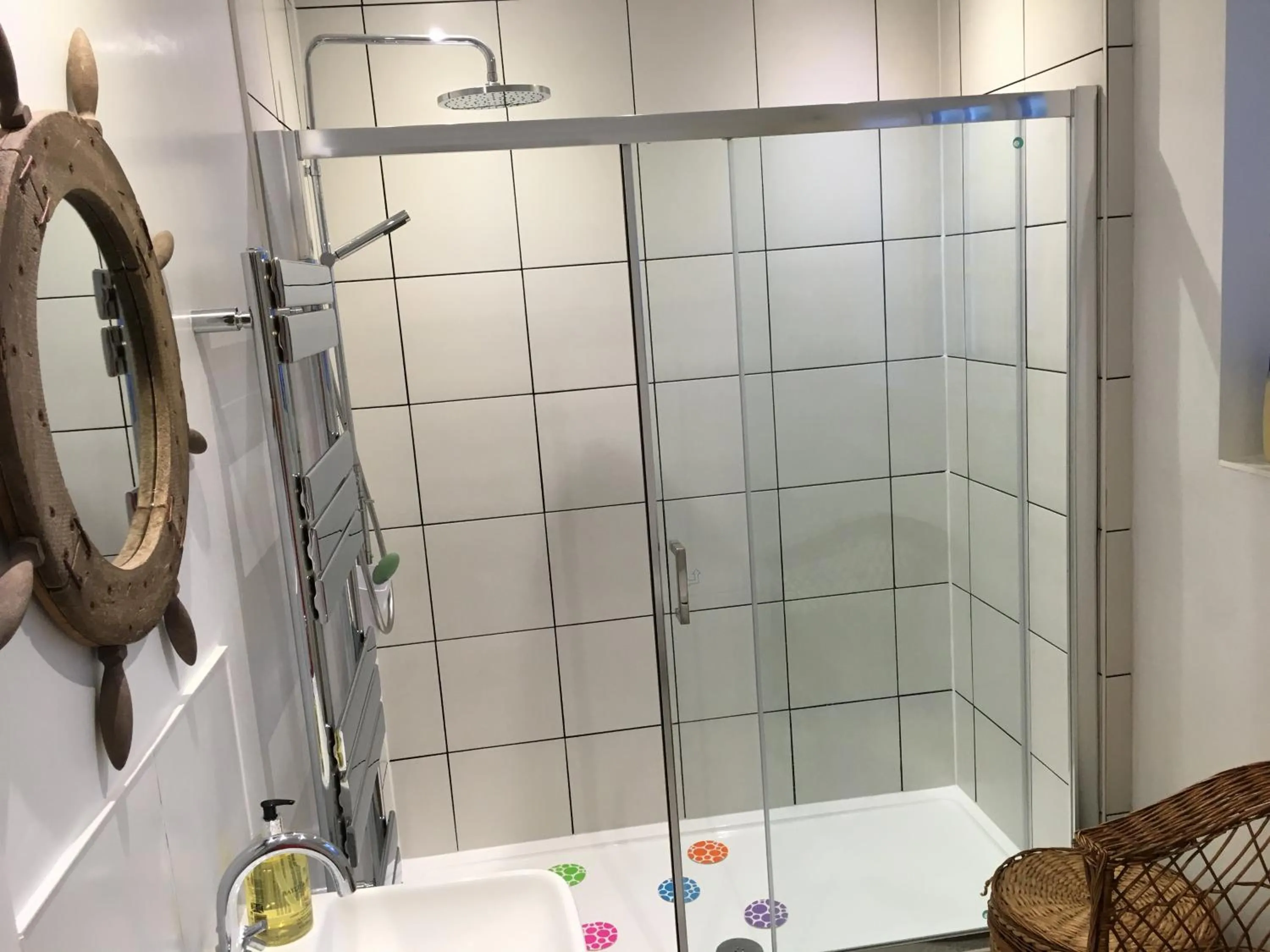 Bathroom in North Street annexe