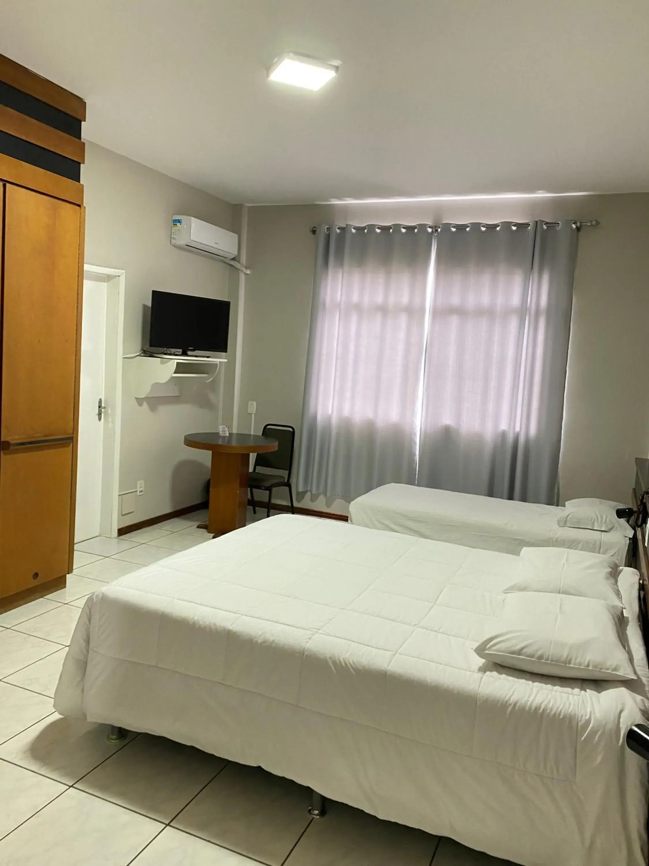 Bed in Map Hotel Bed in Map Hotel