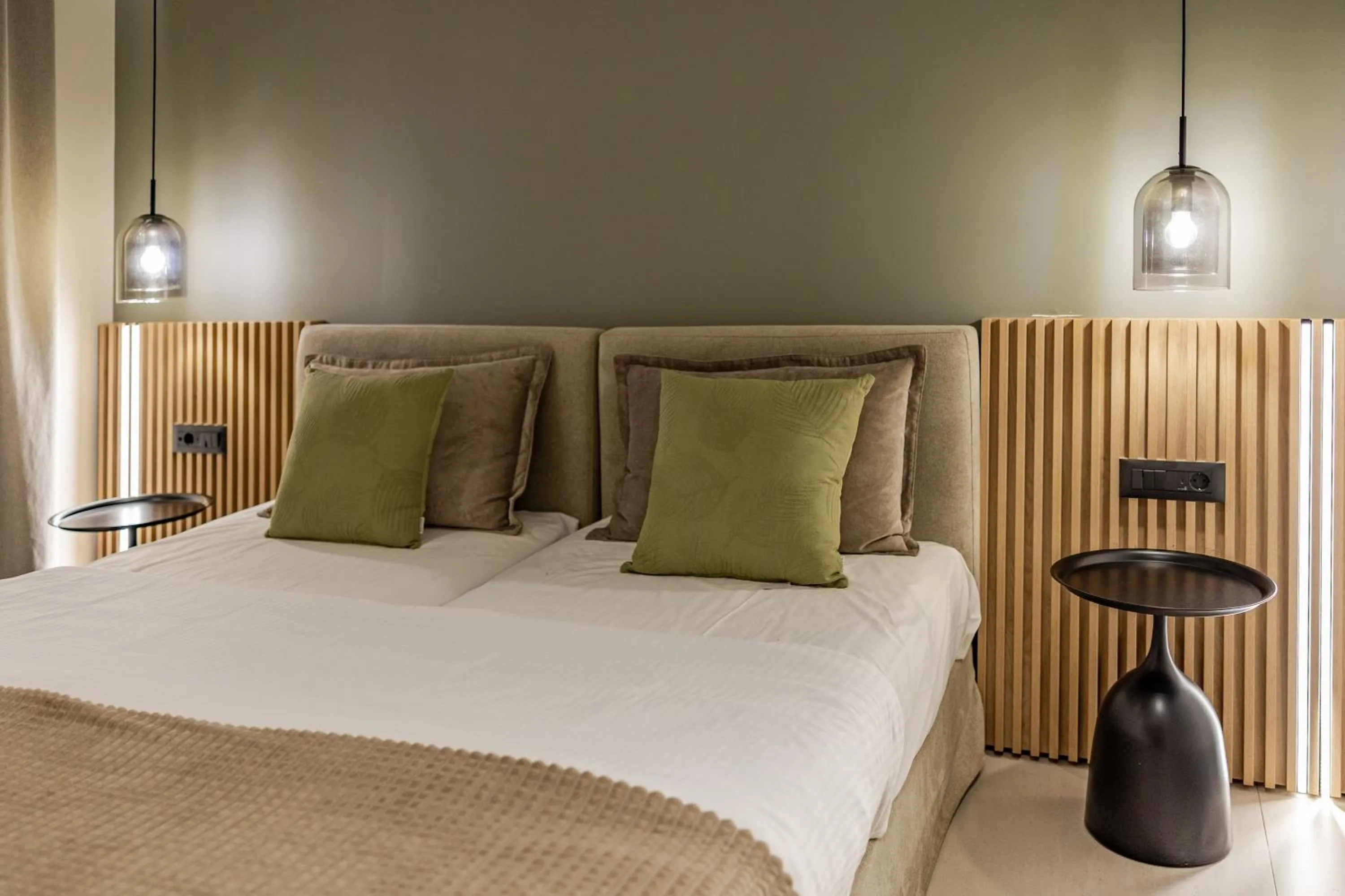 Bed in Stelios Gardens