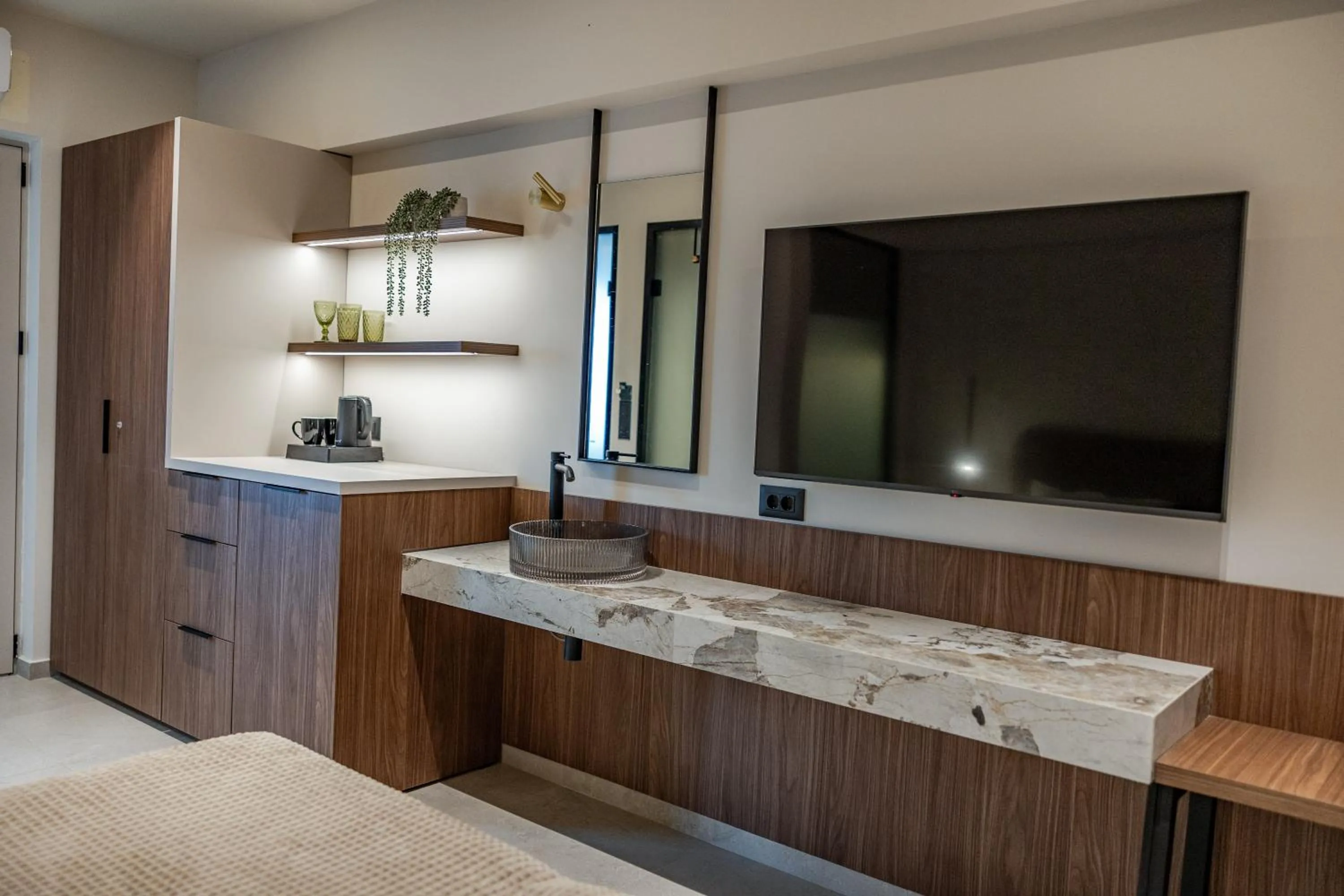 Bed in Stelios Gardens