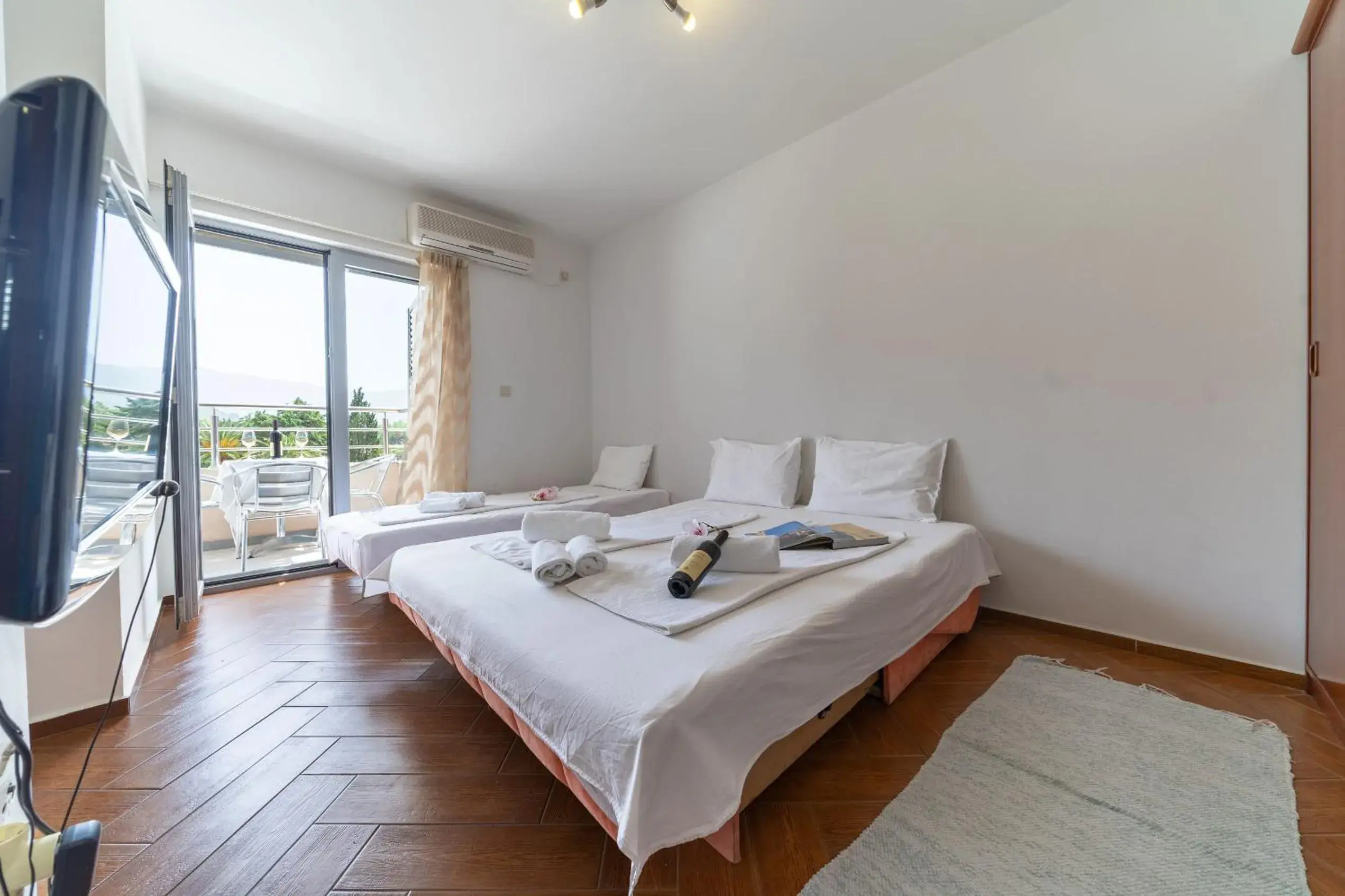 Standard Triple Studio in SMS Apartments Standard Triple Studio in SMS Apartments