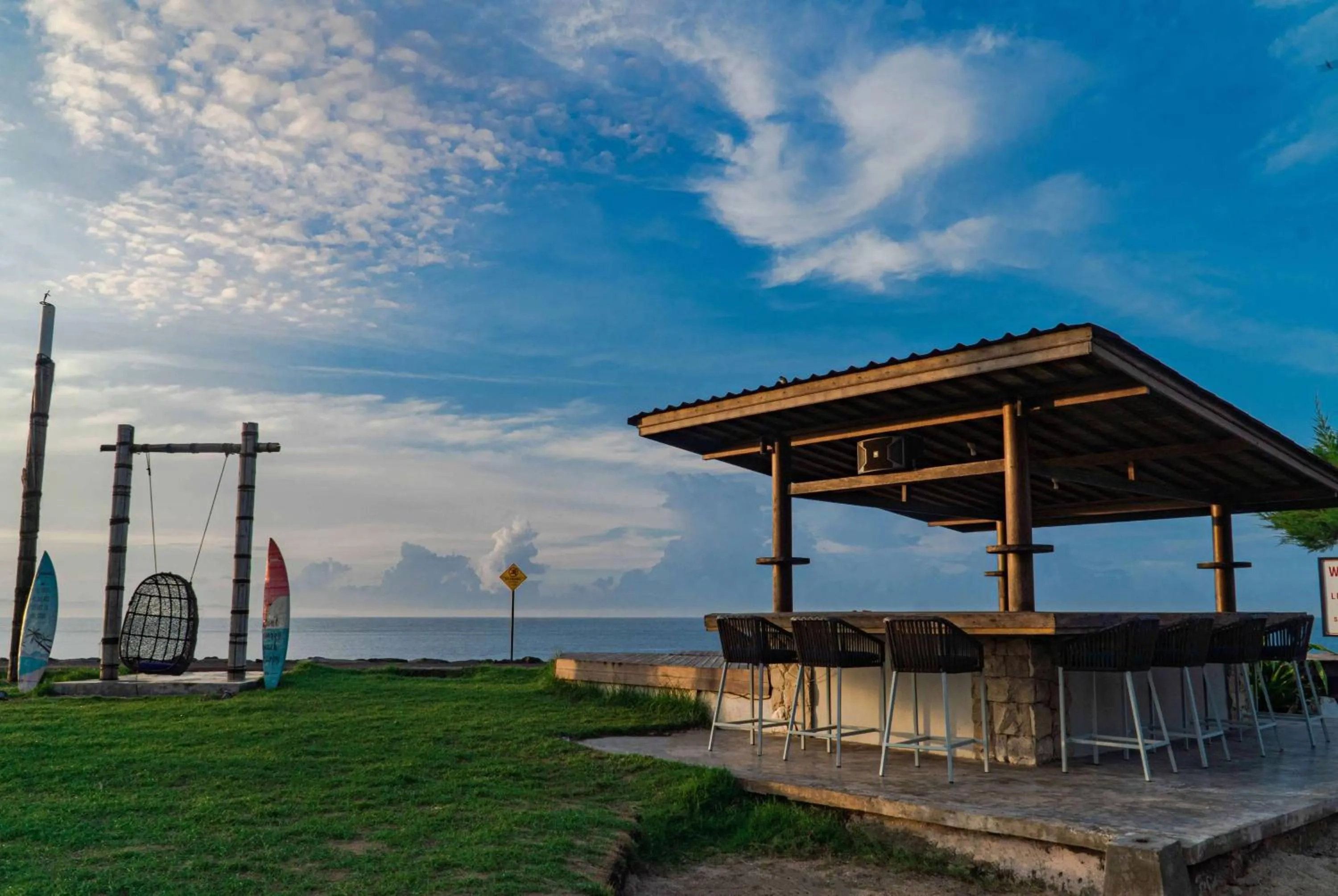 Restaurant/places to eat in Wyndham Tamansari Jivva Resort Bali