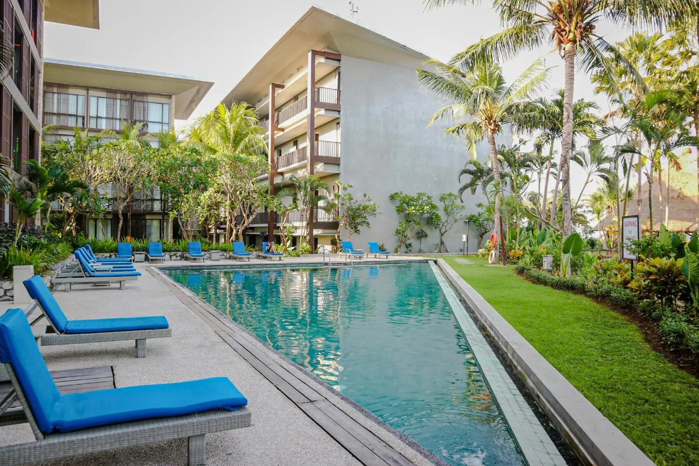 Swimming pool in Wyndham Tamansari Jivva Resort Bali Swimming pool in Wyndham Tamansari Jivva Resort Bali