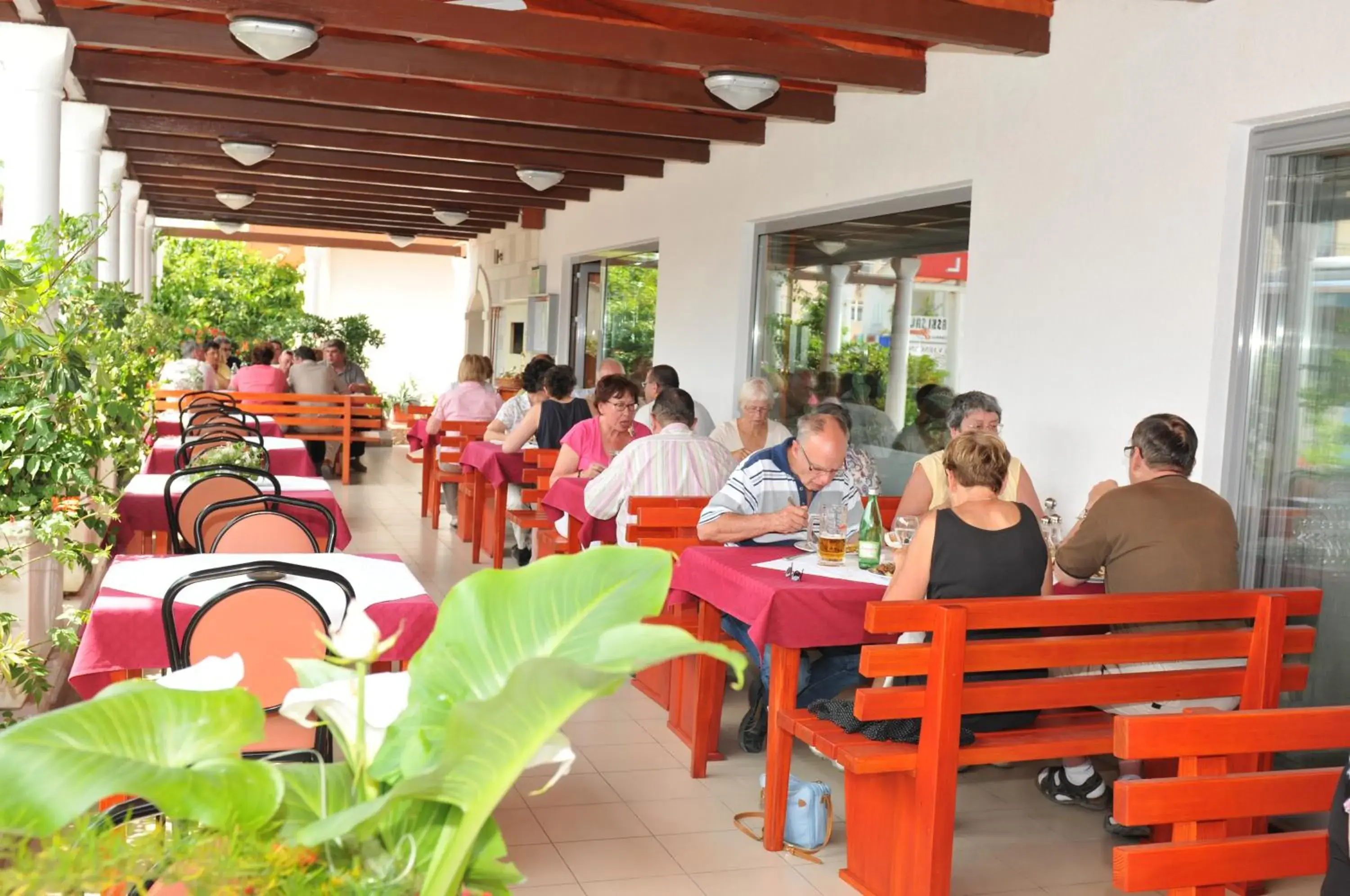 Restaurant/places to eat in Hotel Trogirski Dvori Restaurant/places to eat in Hotel Trogirski Dvori