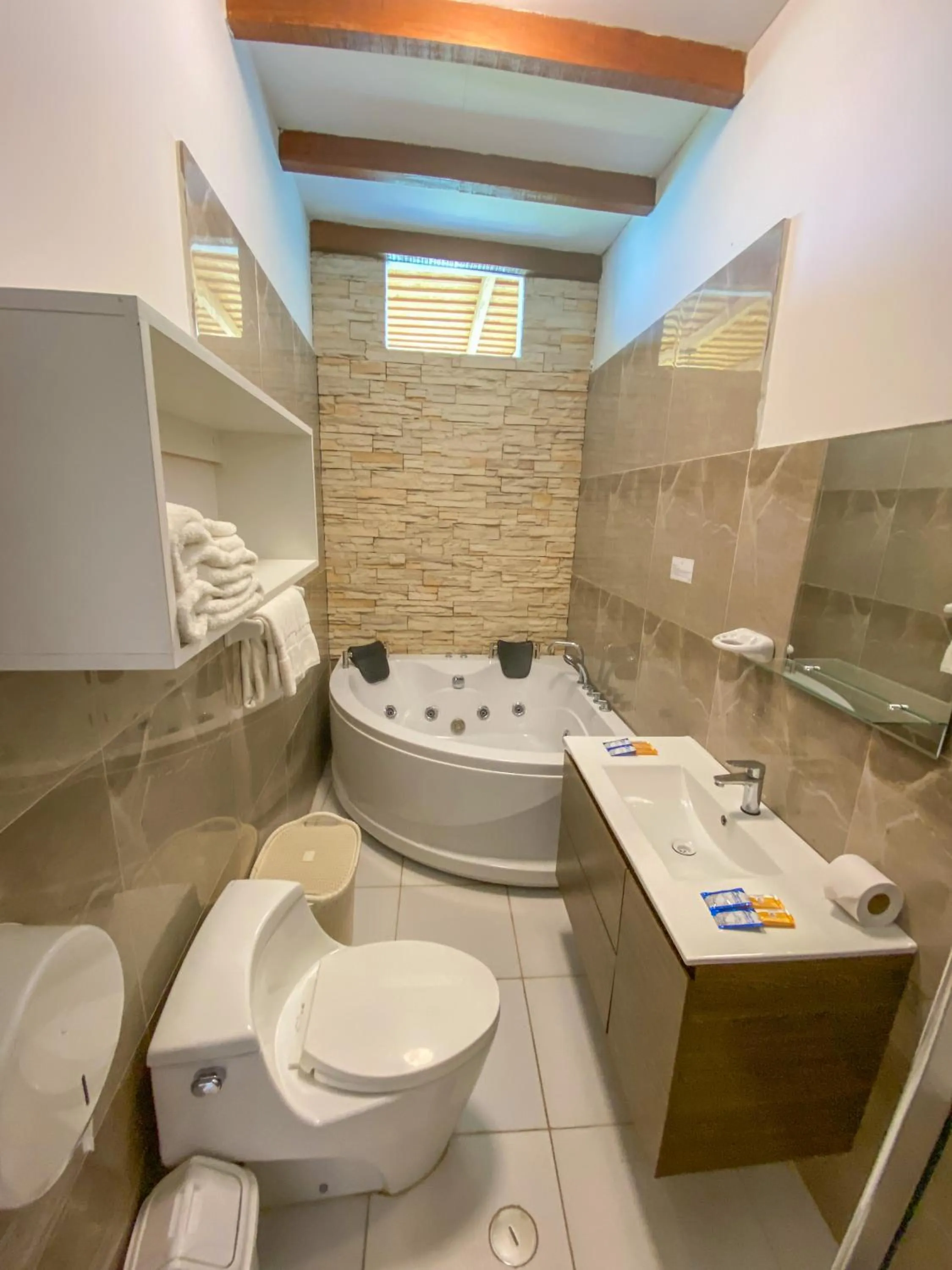 Bathroom in Hotel Resort Thiago