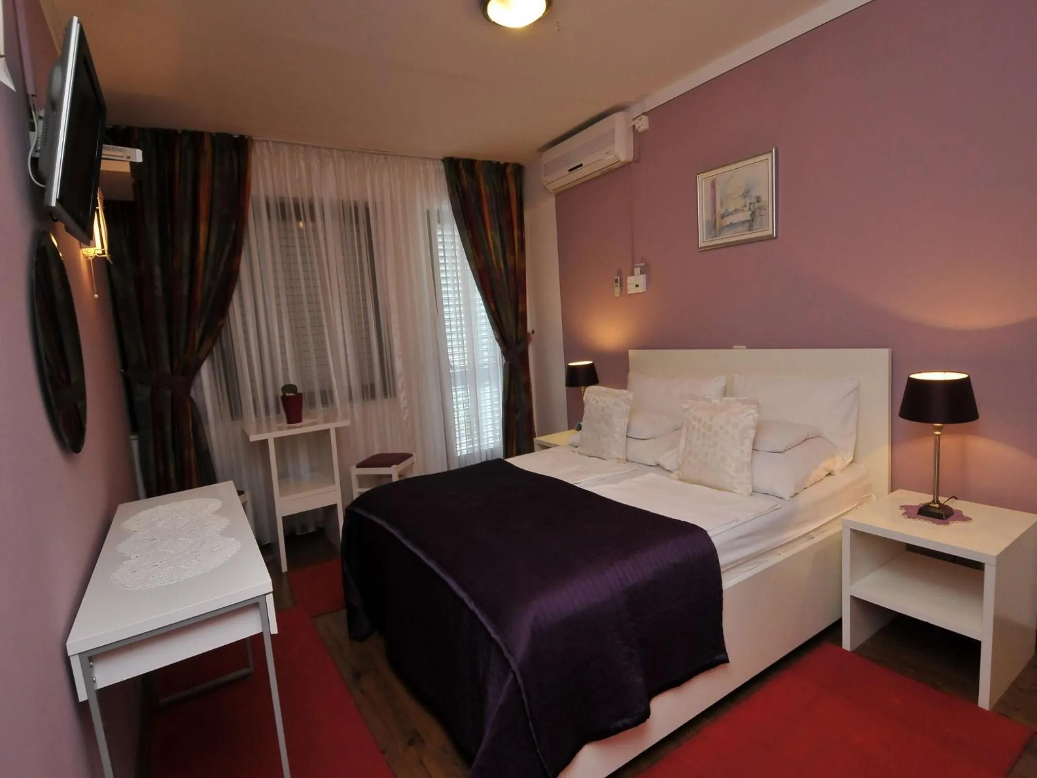 Photo of the whole room, Bed in Hotel Haus Am Meer Cavtat