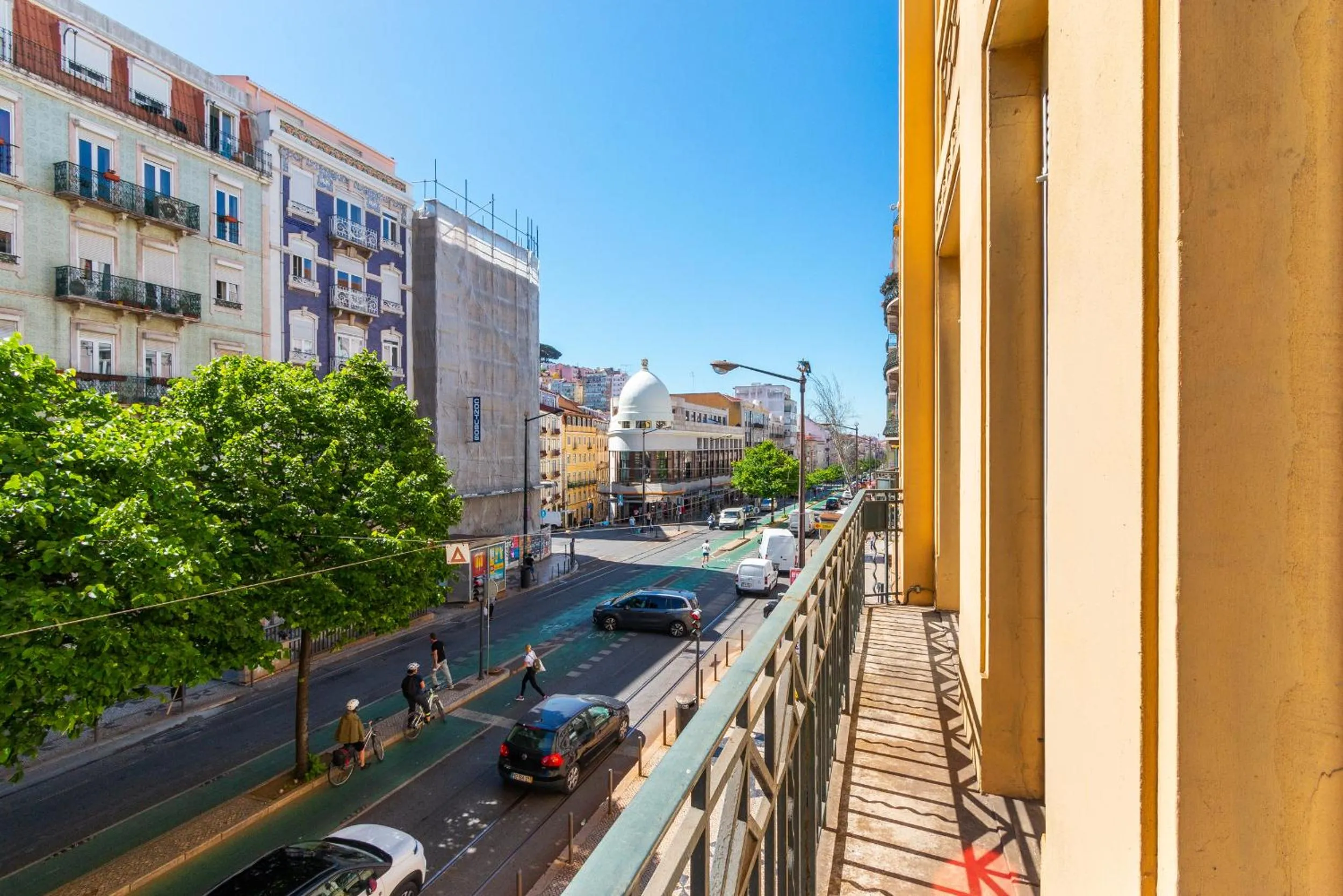 Bright City Center, 10m from subway, 6 rooms, up to 20 PPL