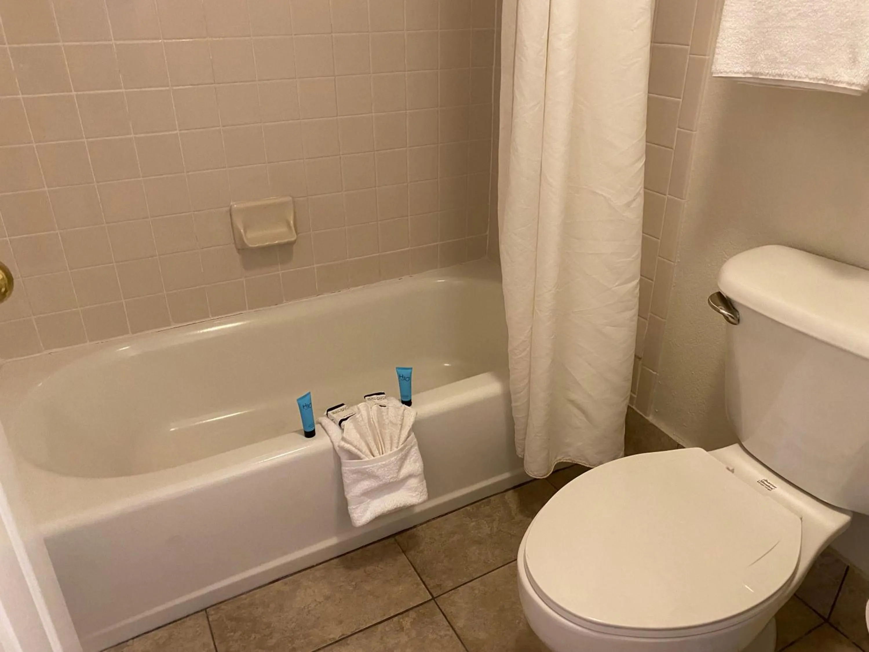 Bathroom in Garden Inn Homestead/Everglades/Gateway to Keys