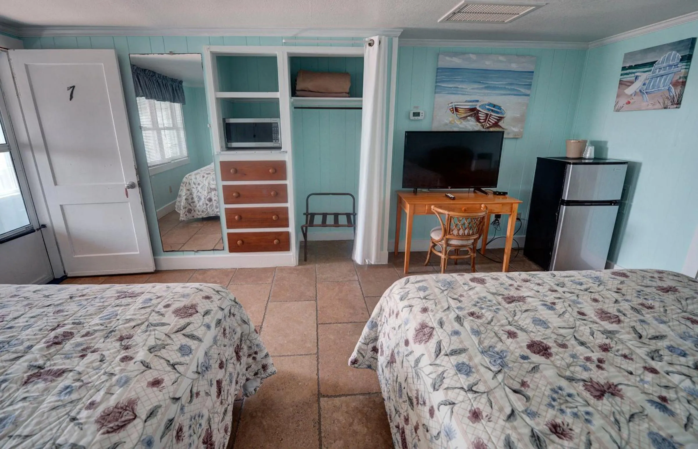 Bed in Outer Banks Motel