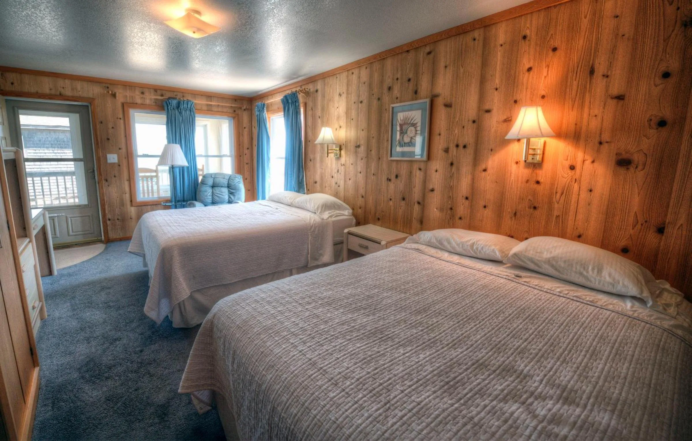 Bed in Outer Banks Motel