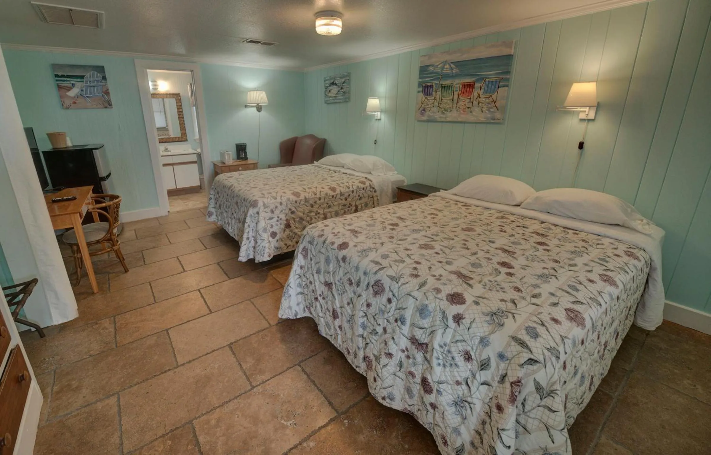 Bed in Outer Banks Motel