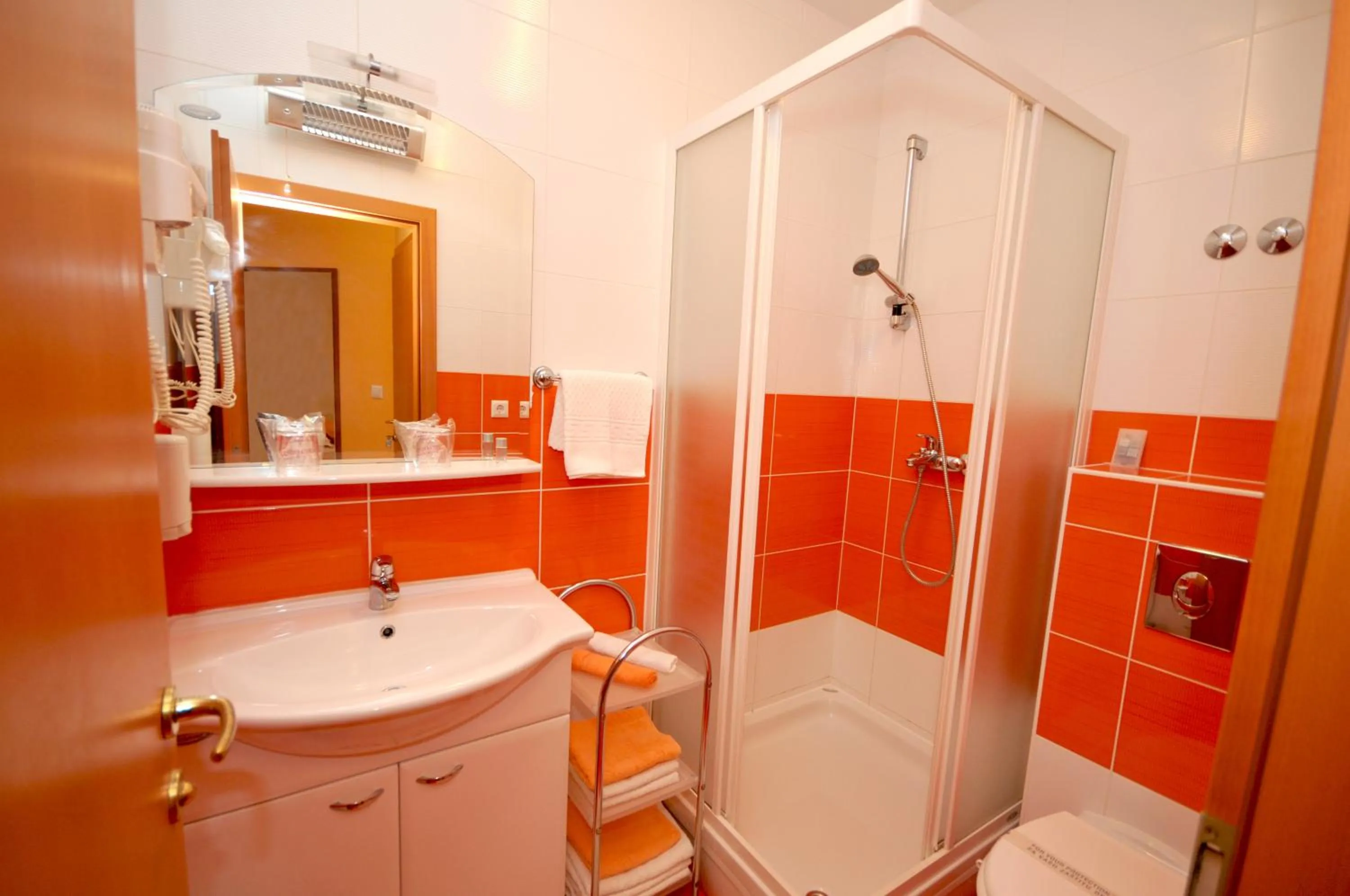 Shower in Apartmani Trogir