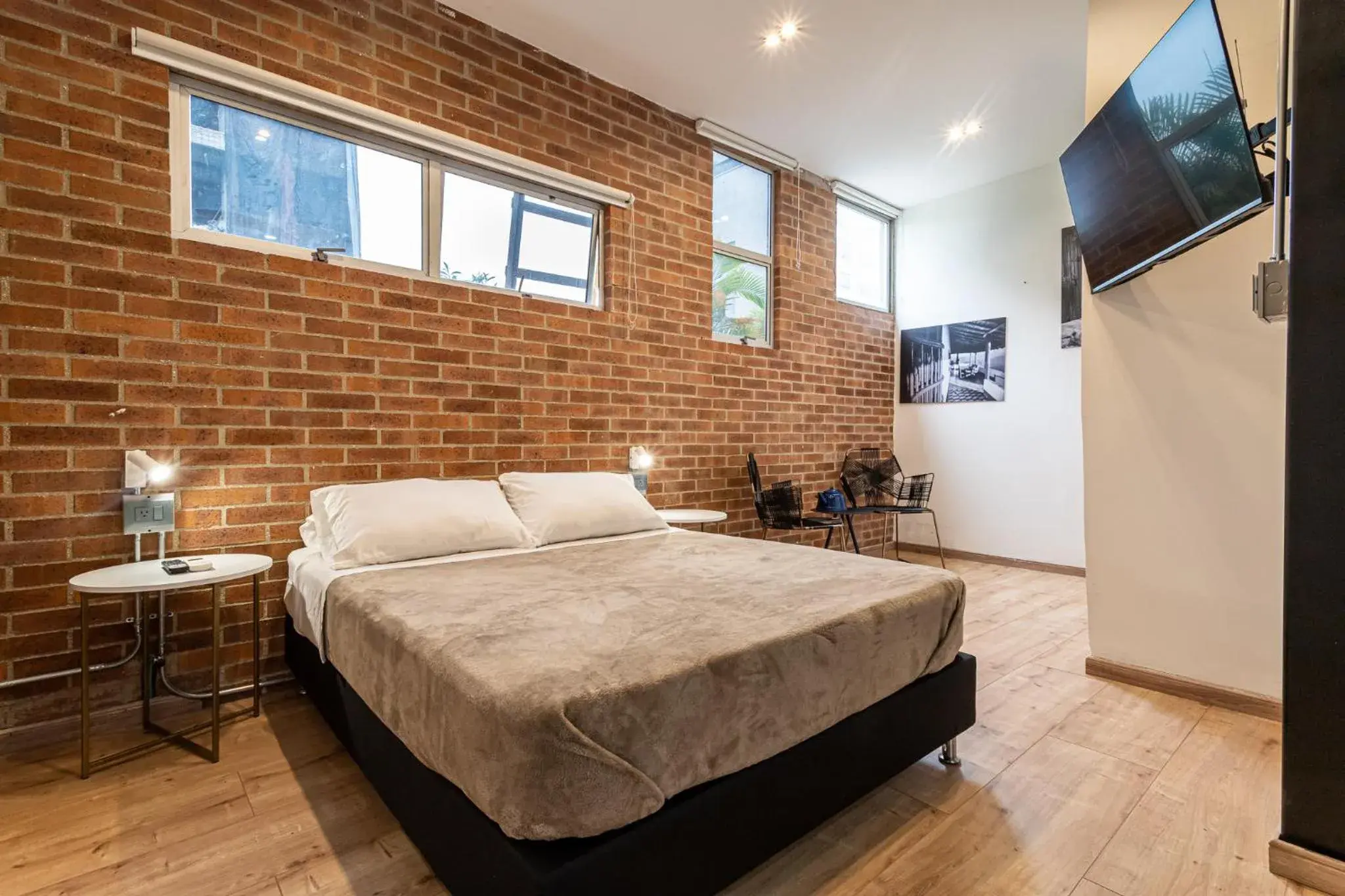 Bedroom, Bed in Soy Local Provenza Bedroom, Bed in Soy Local Provenza