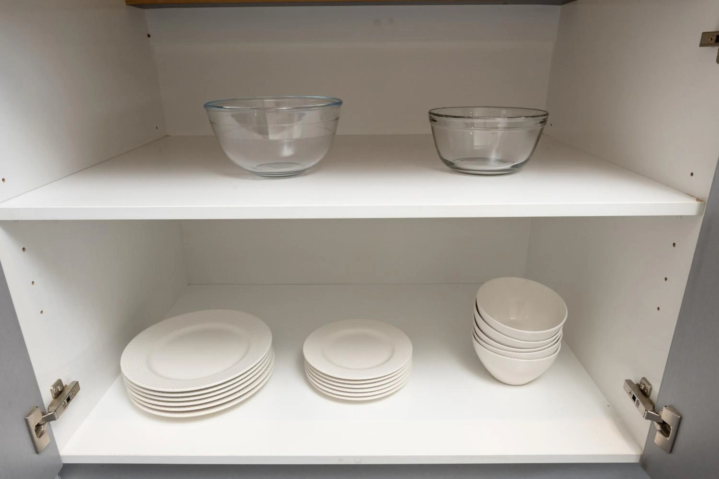 kitchen in Grove Park Motor Lodge