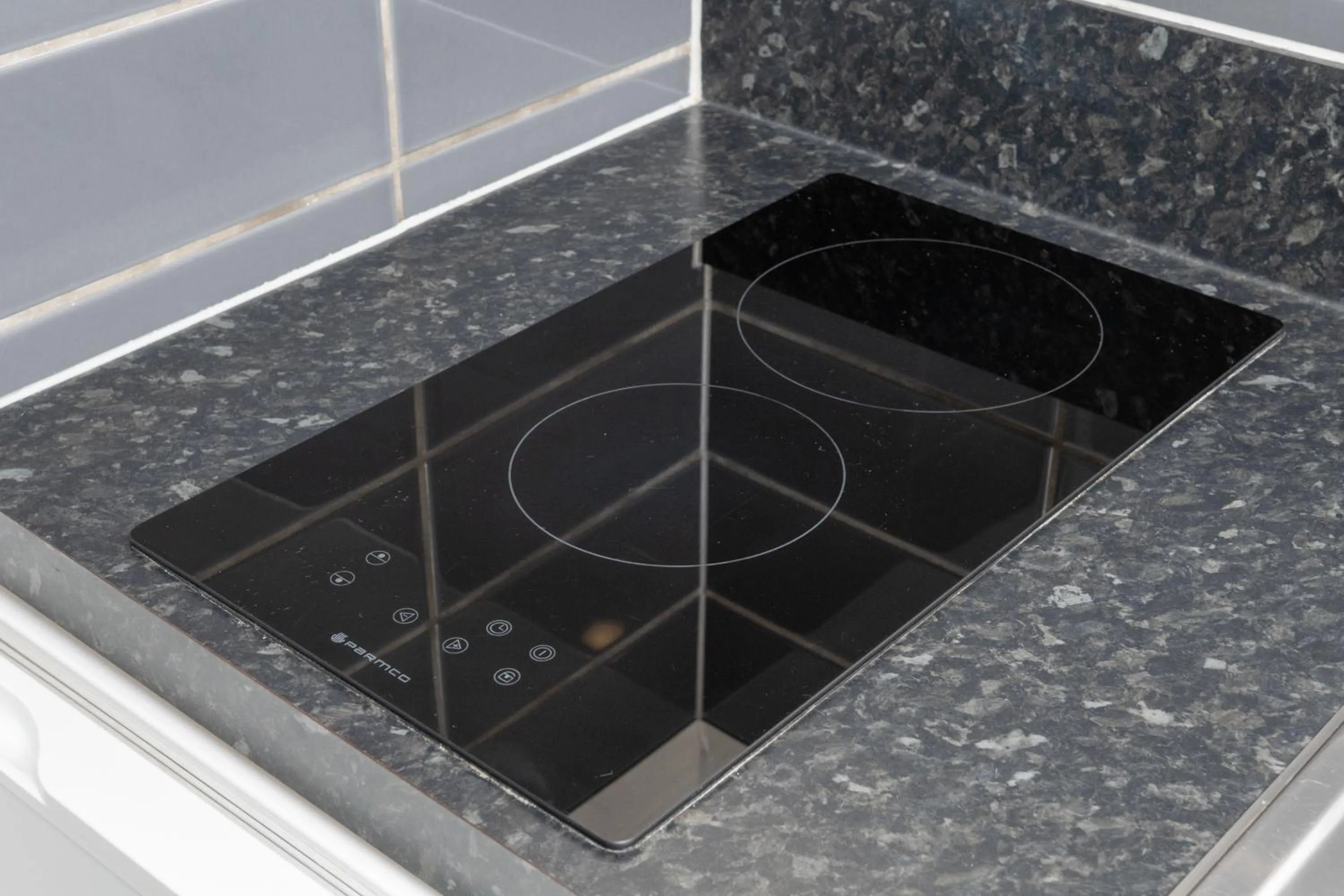 stove in Grove Park Motor Lodge